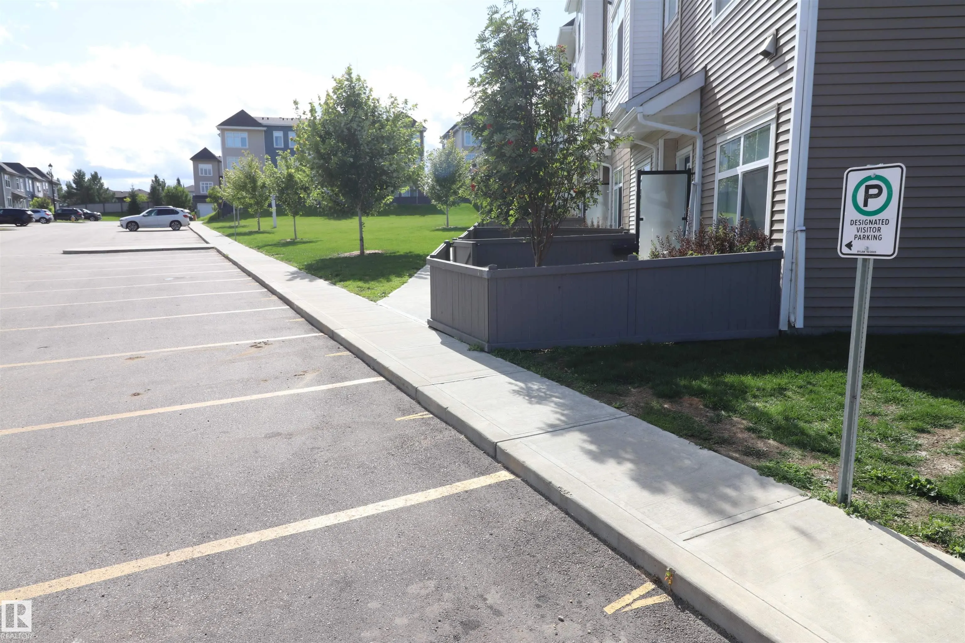 600 BELLEROSE Drive