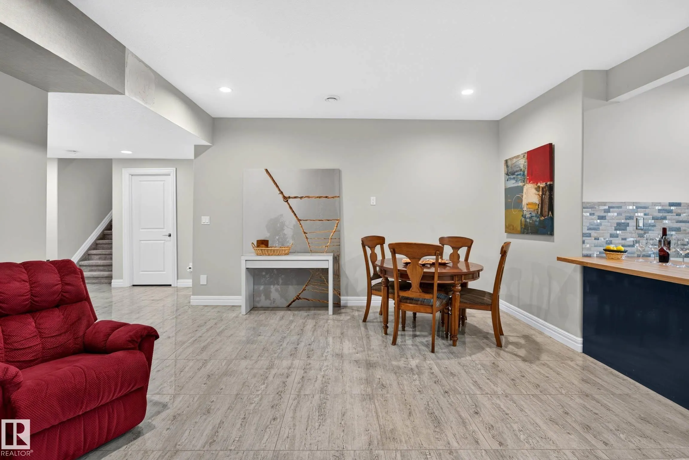 94 WESTLIN Drive