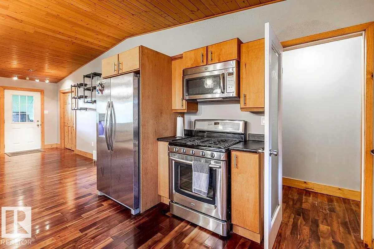 461042 RGE ROAD 40
