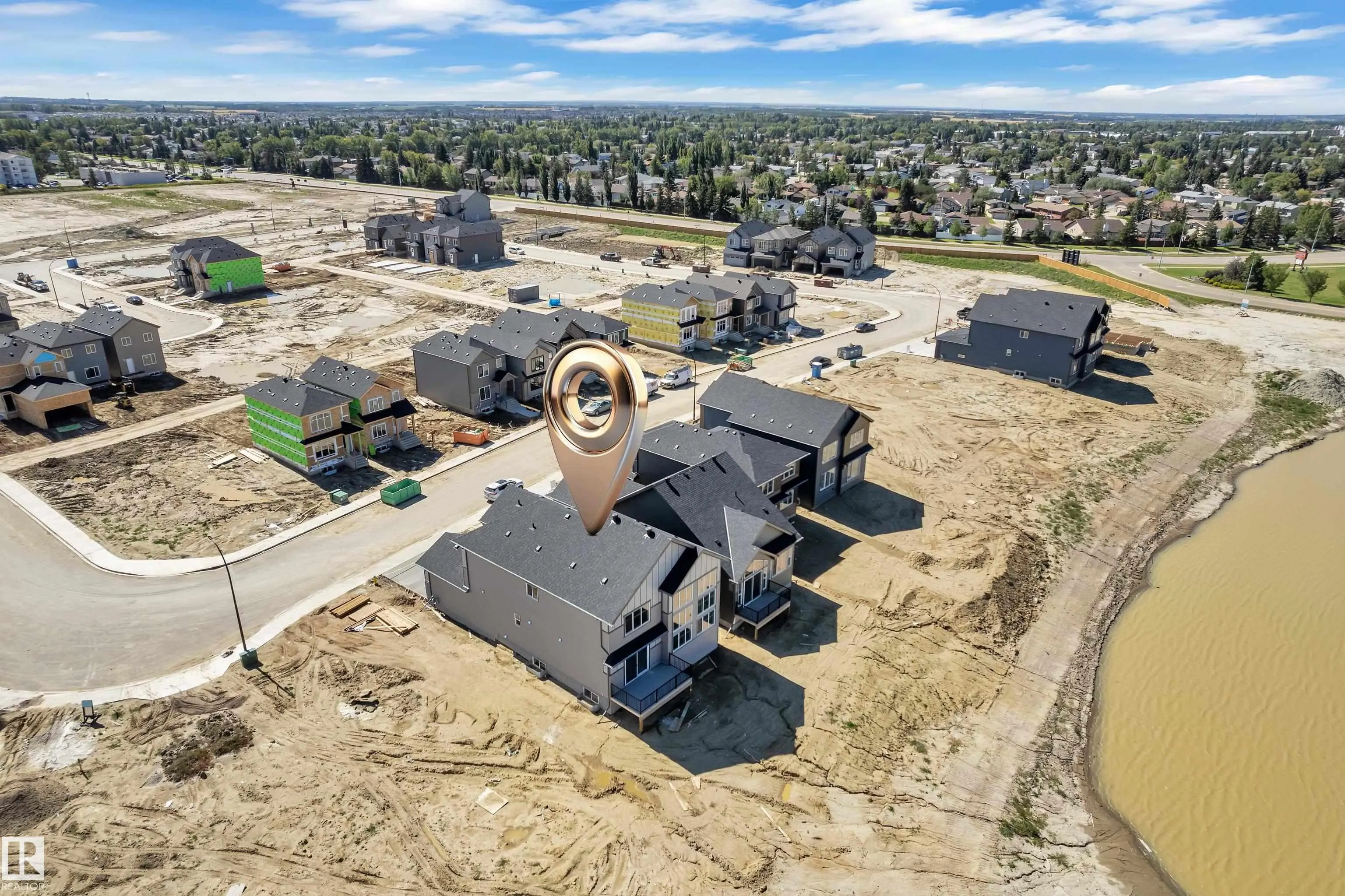 266 Falcon Crescent