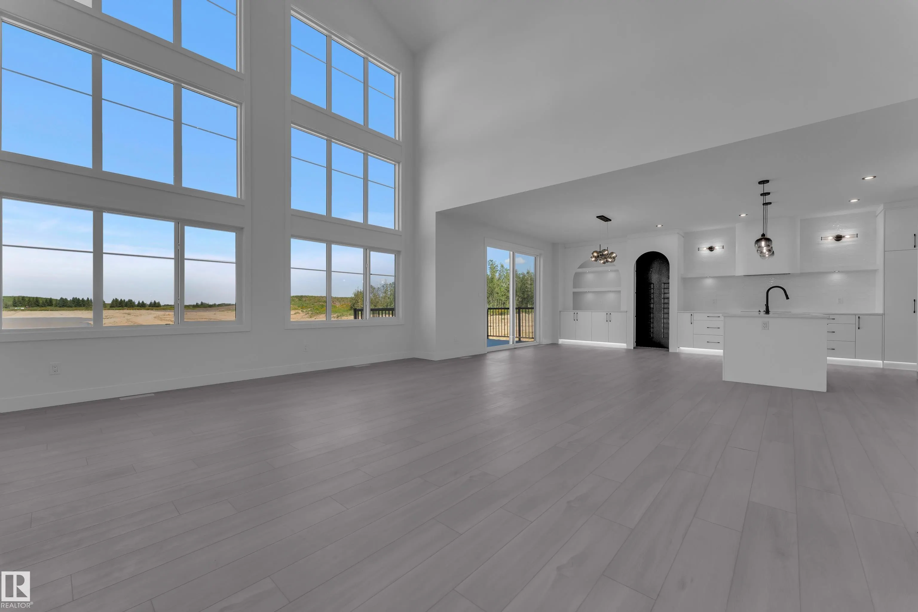 266 Falcon Crescent