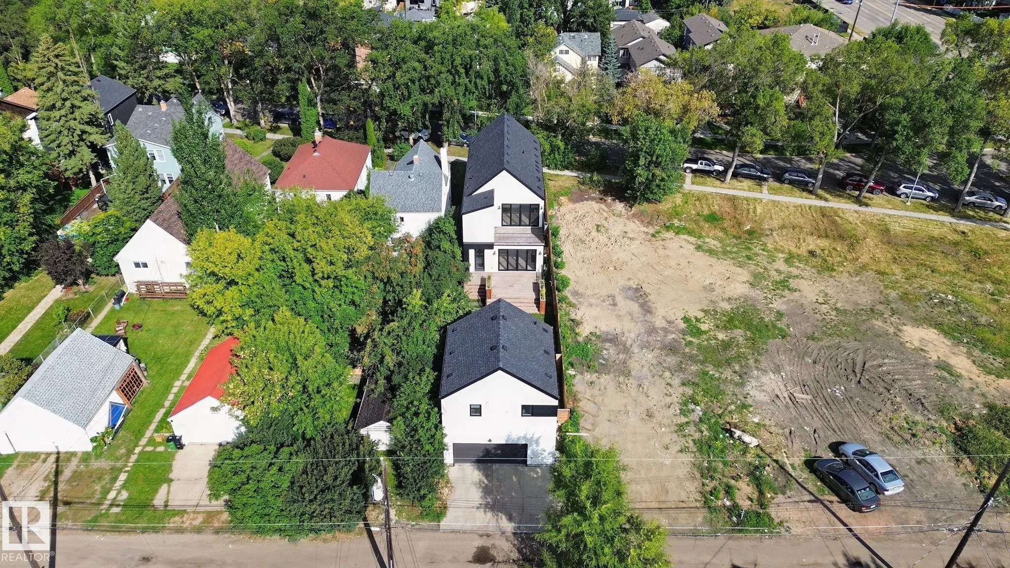 10925 UNIVERSITY Avenue