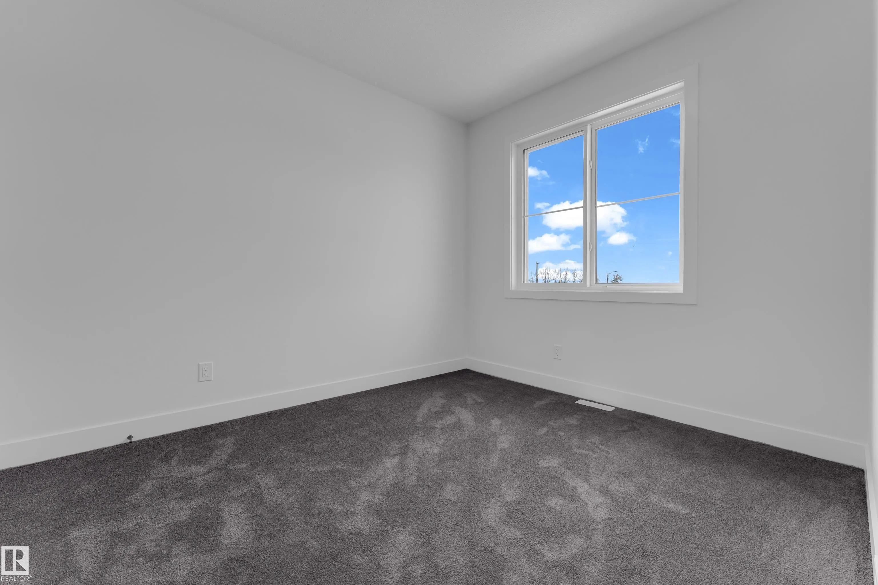 202 Linden Loop