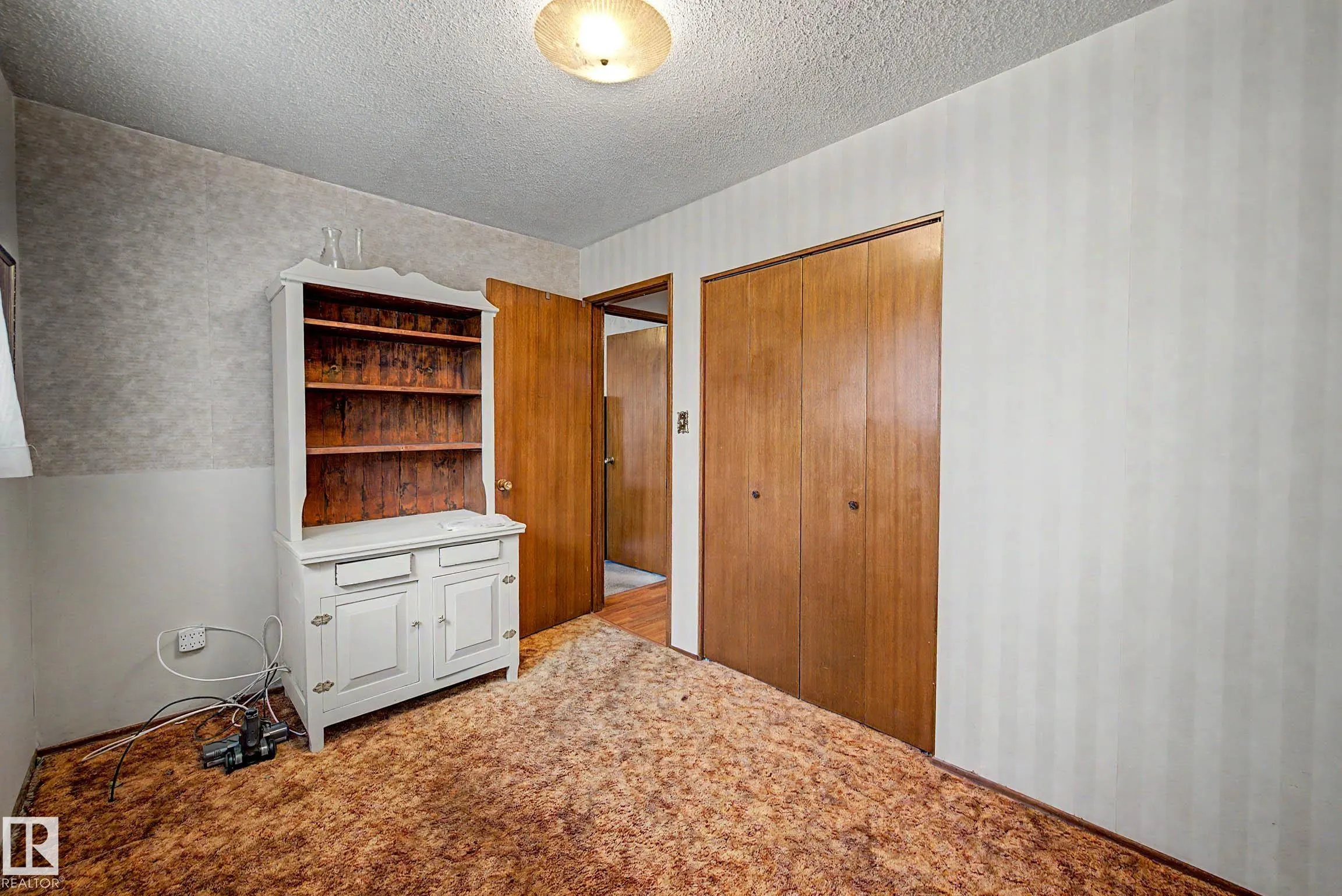 23 MONTCALM Crescent