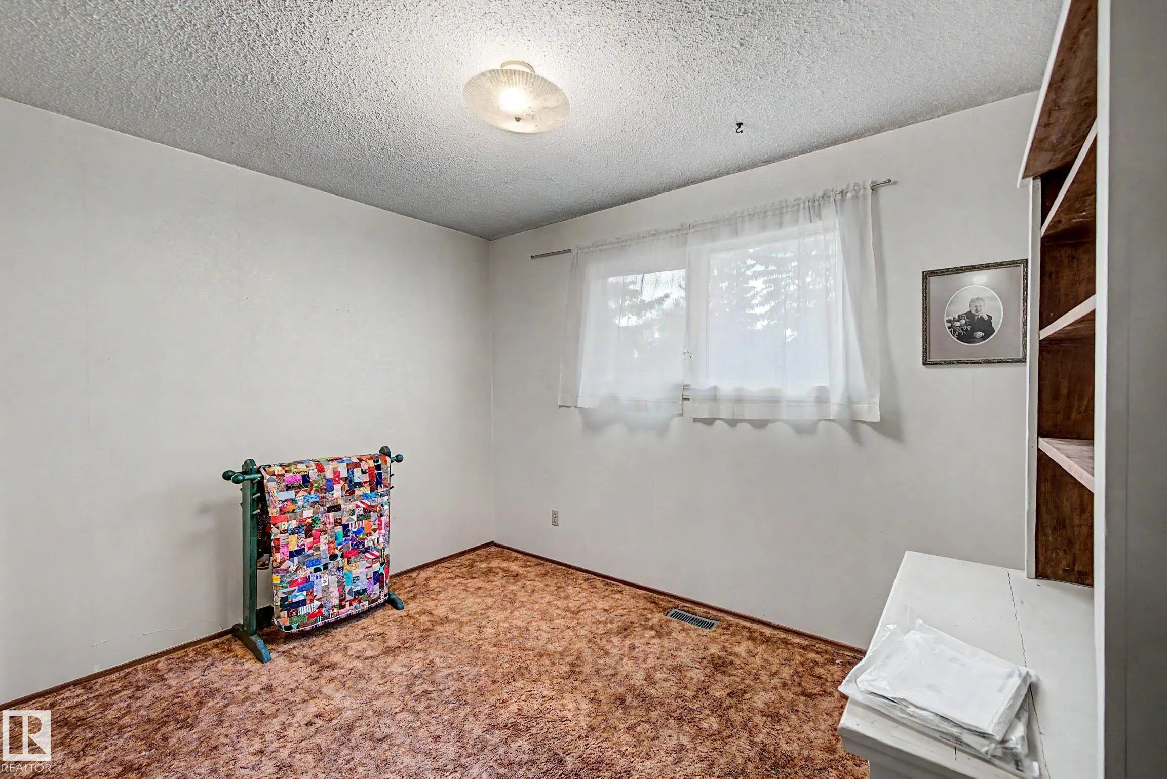 23 MONTCALM Crescent