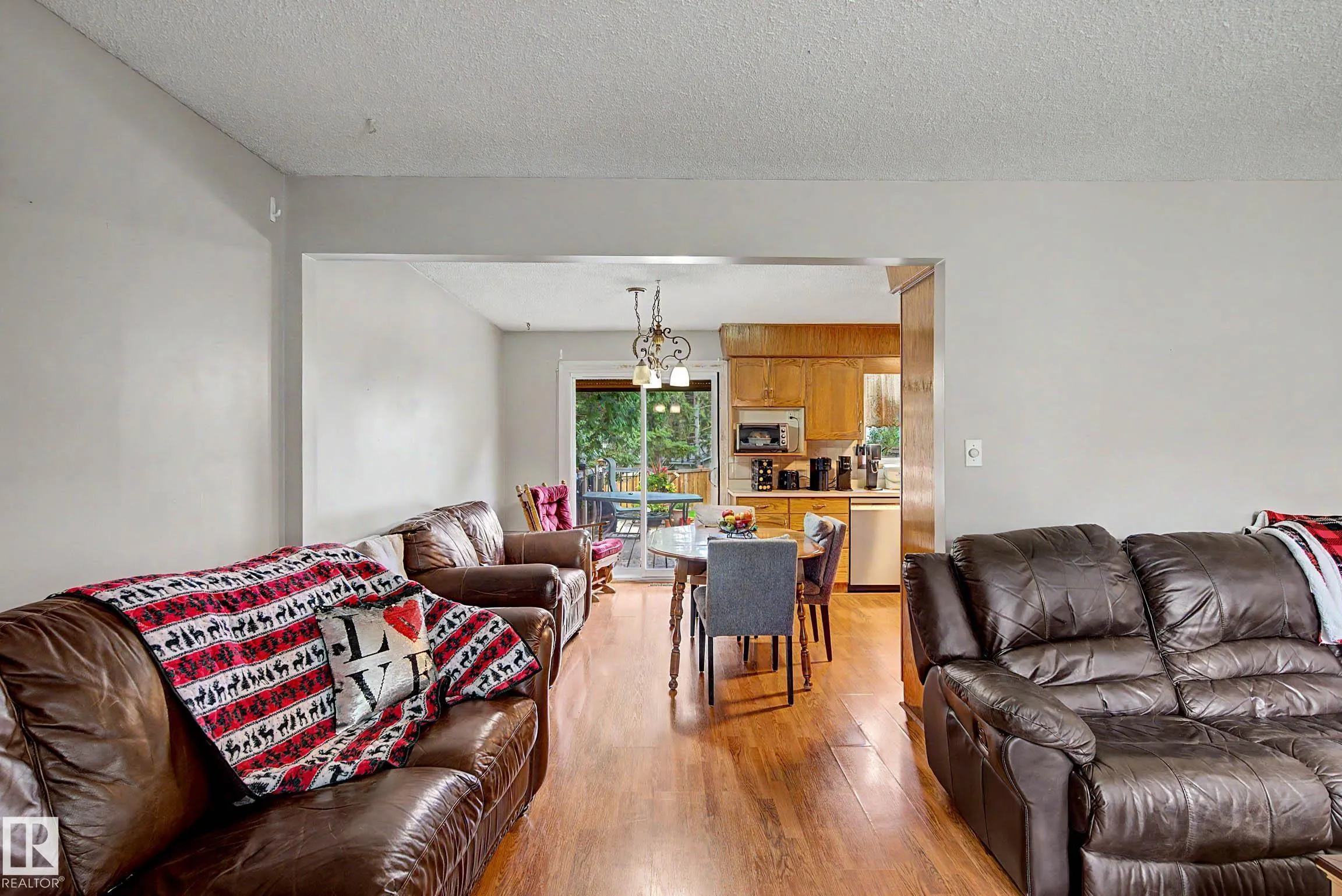 23 MONTCALM Crescent
