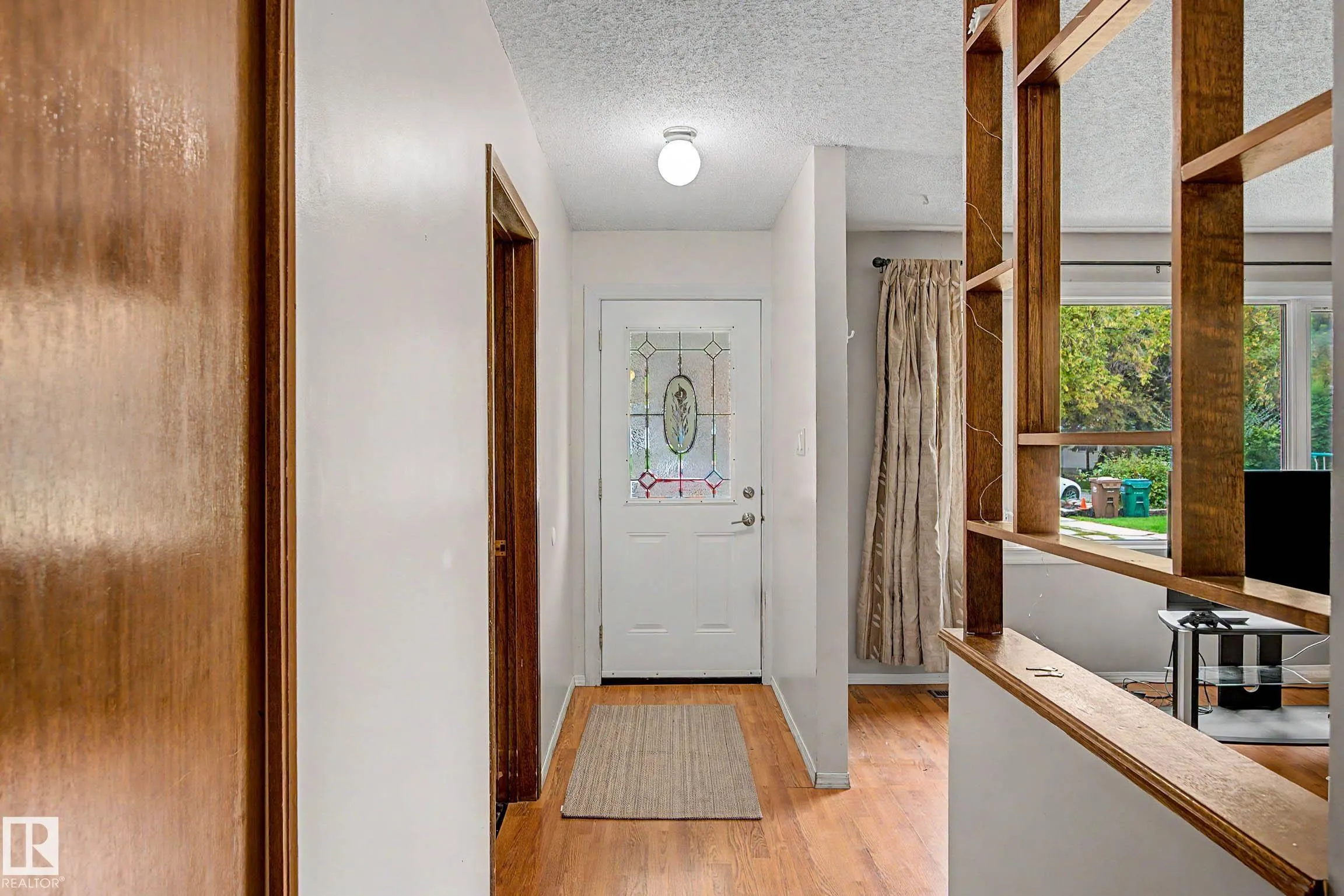 23 MONTCALM Crescent