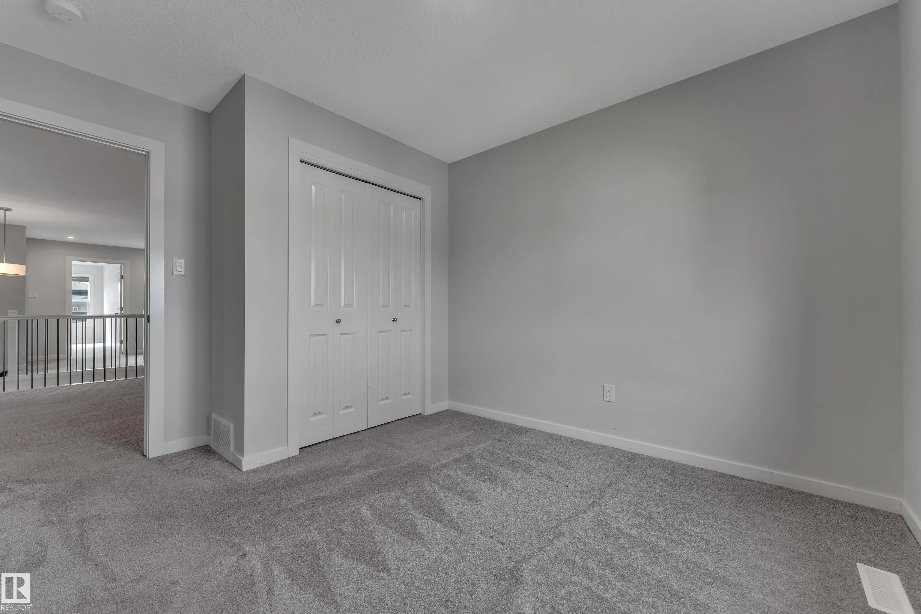 9450 PEAR Crescent
