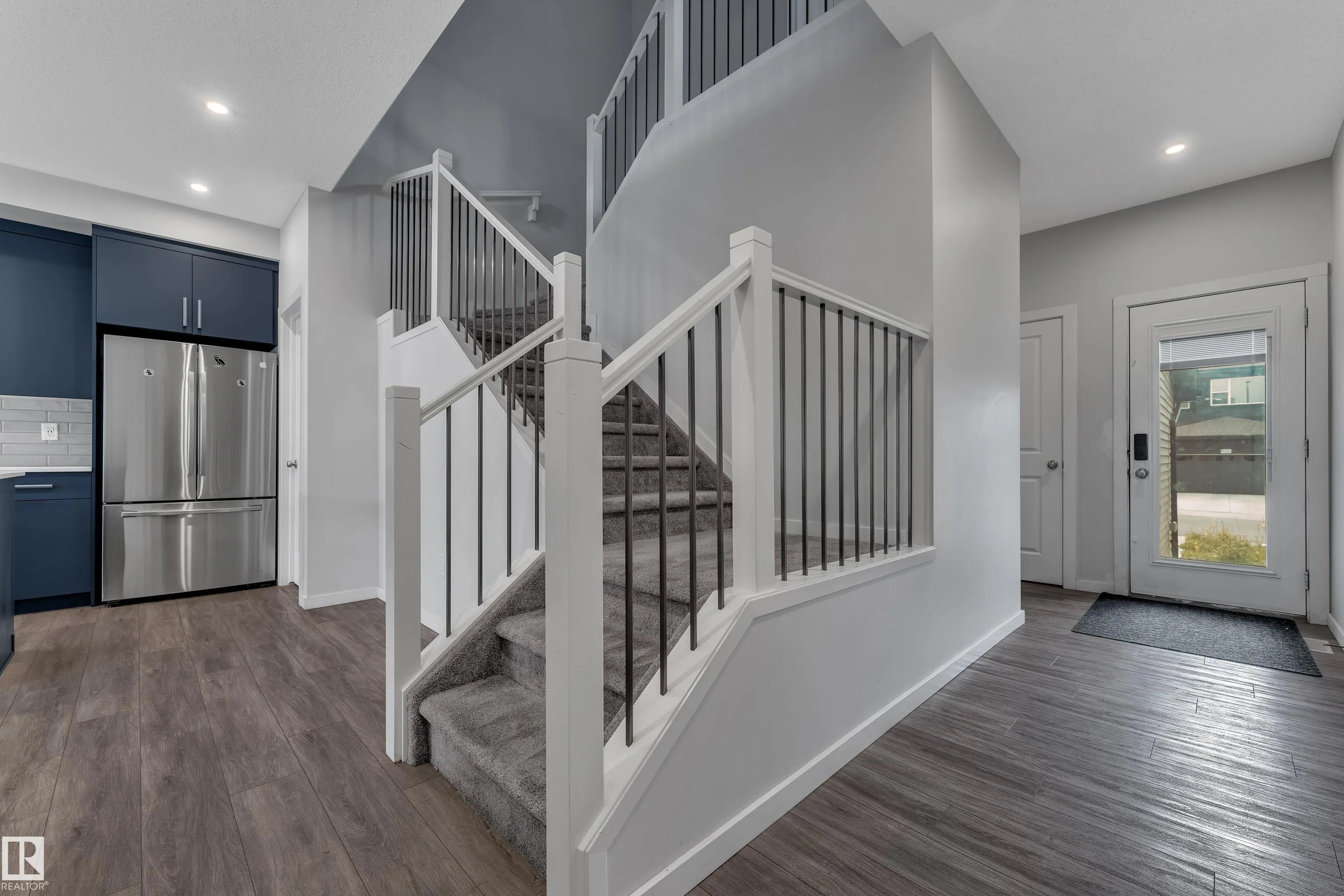 9450 PEAR Crescent