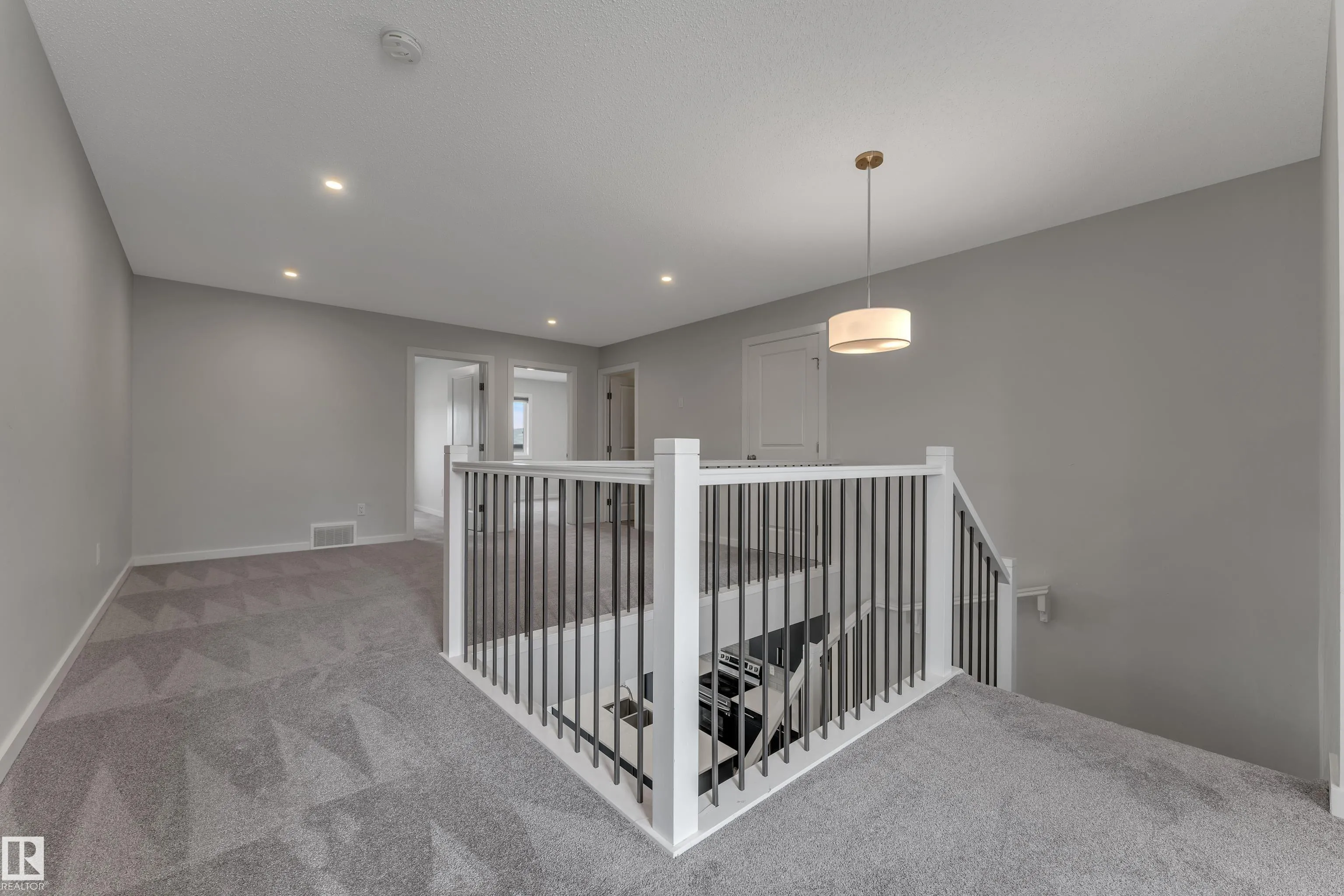 9450 PEAR Crescent