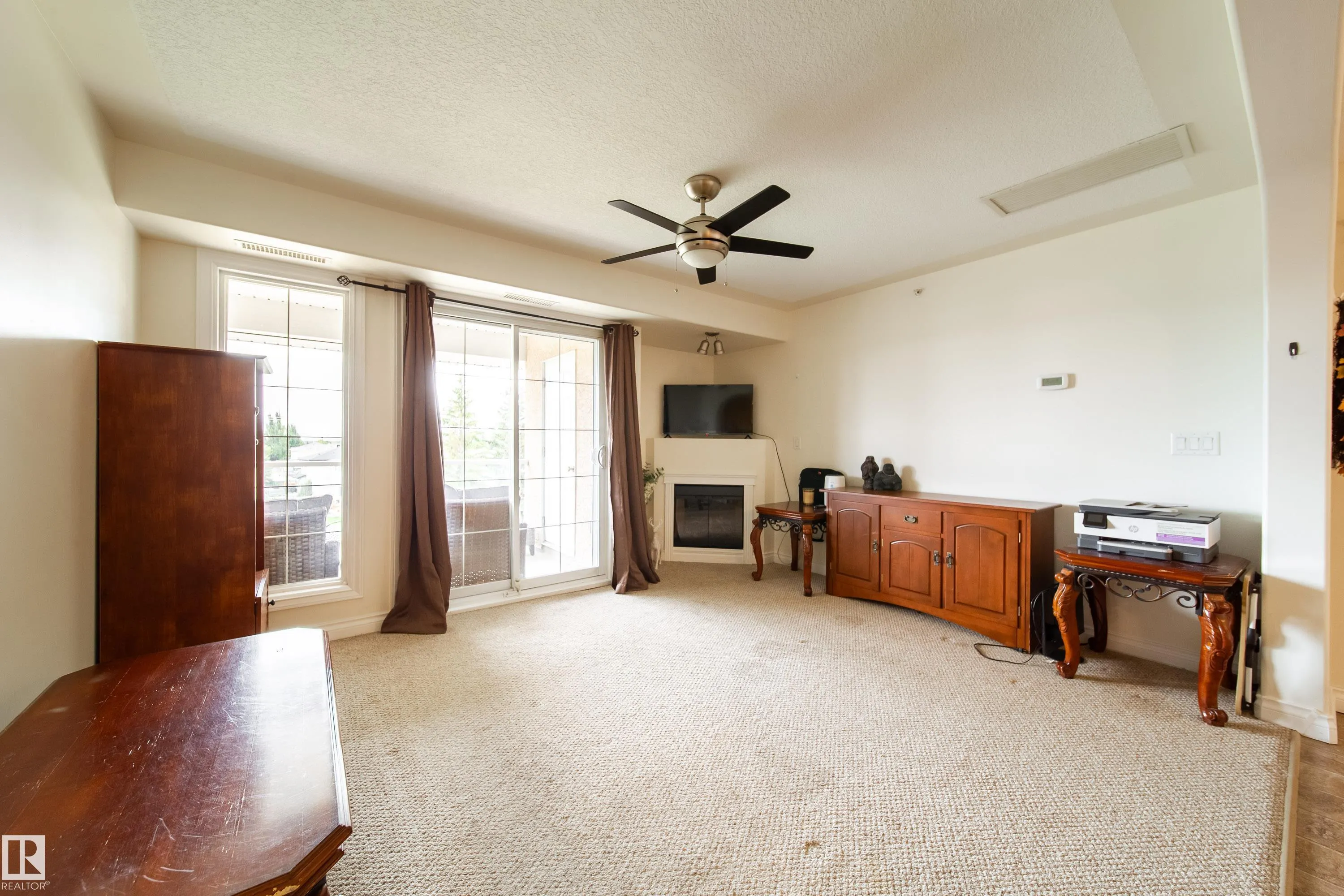 7801 GOLF COURSE Road
