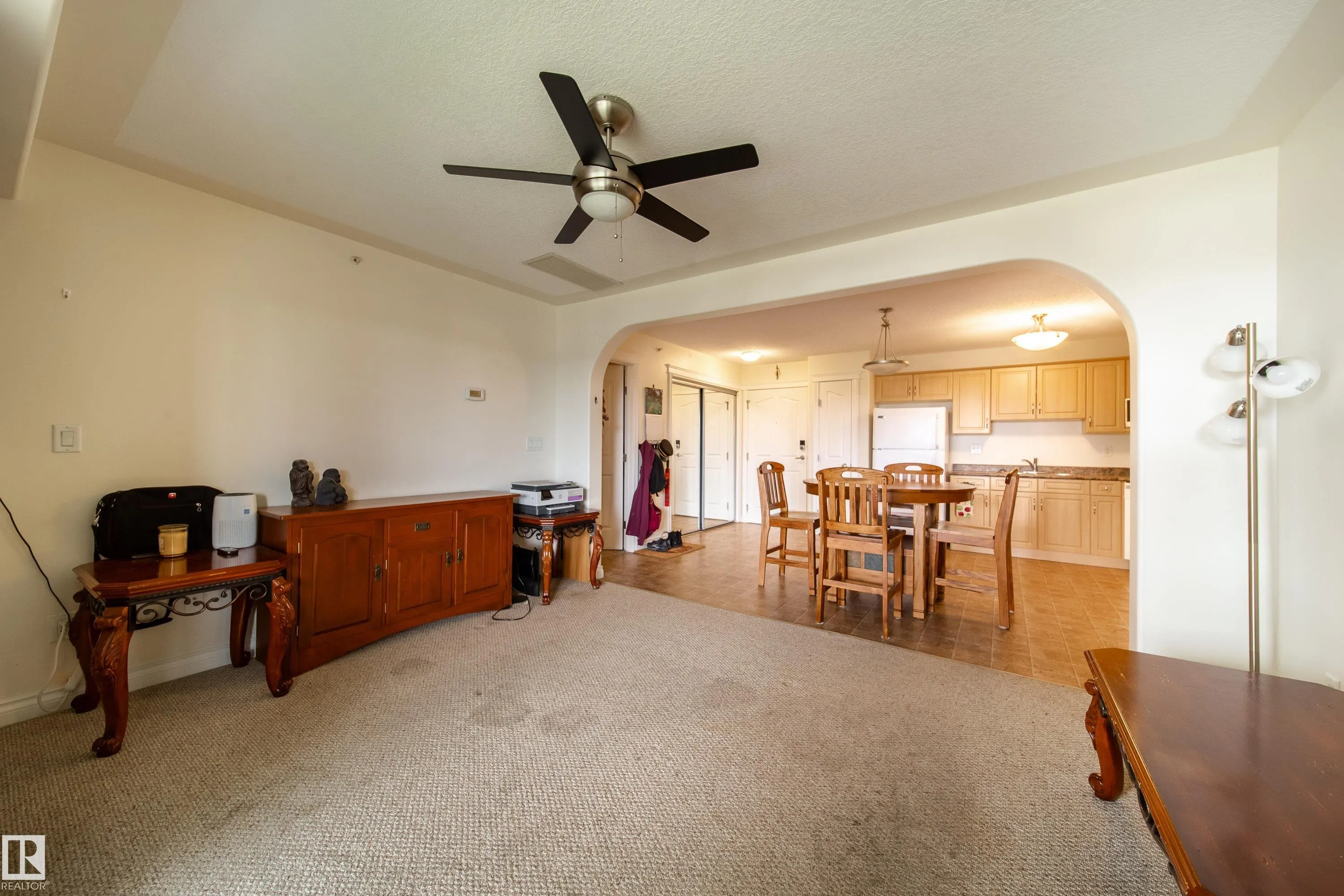 7801 GOLF COURSE Road