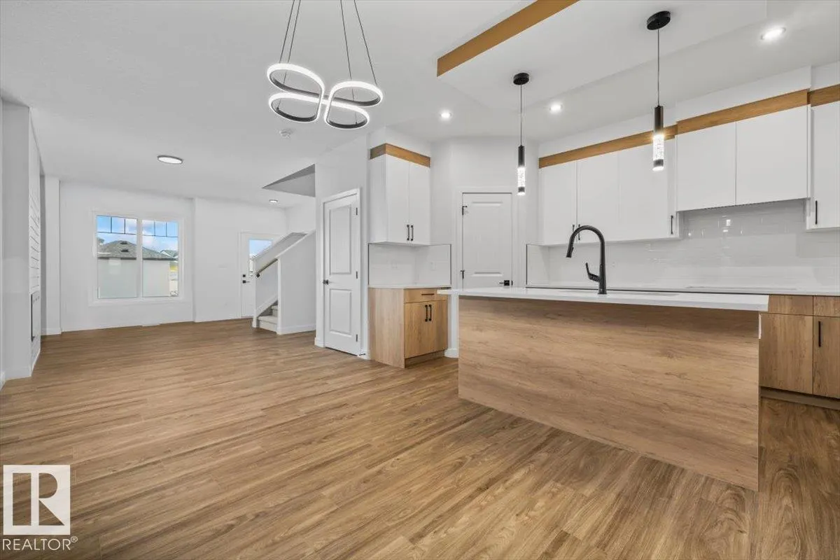 22 Juniper Wynd