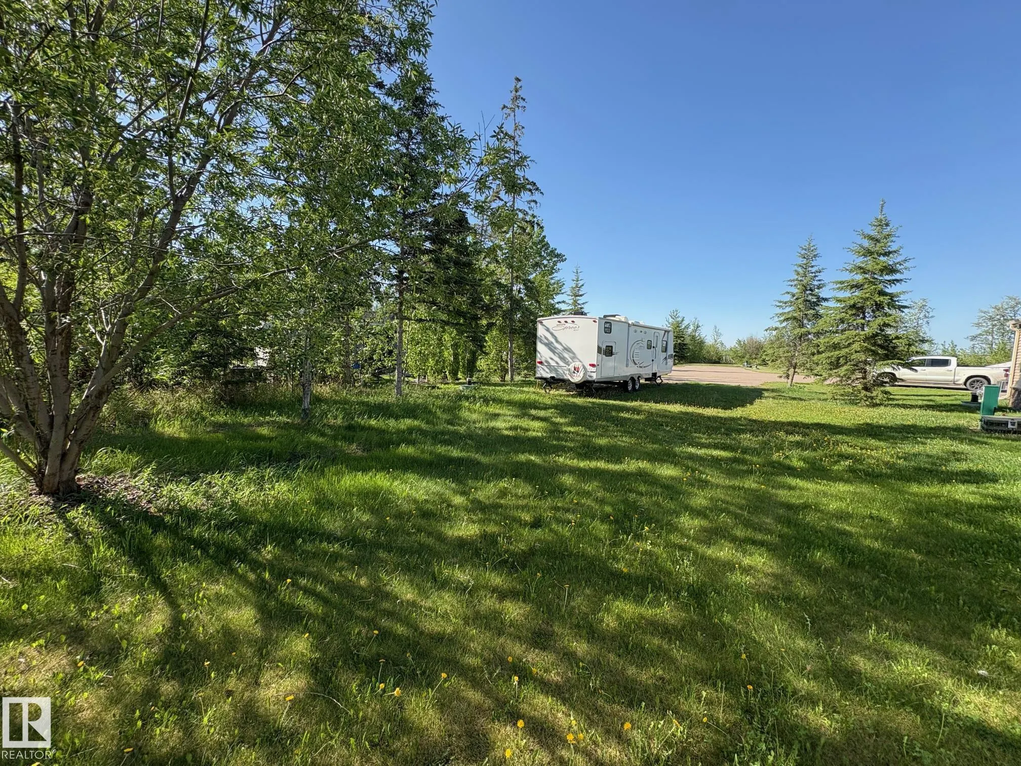 25 46514 Township Road 604A
