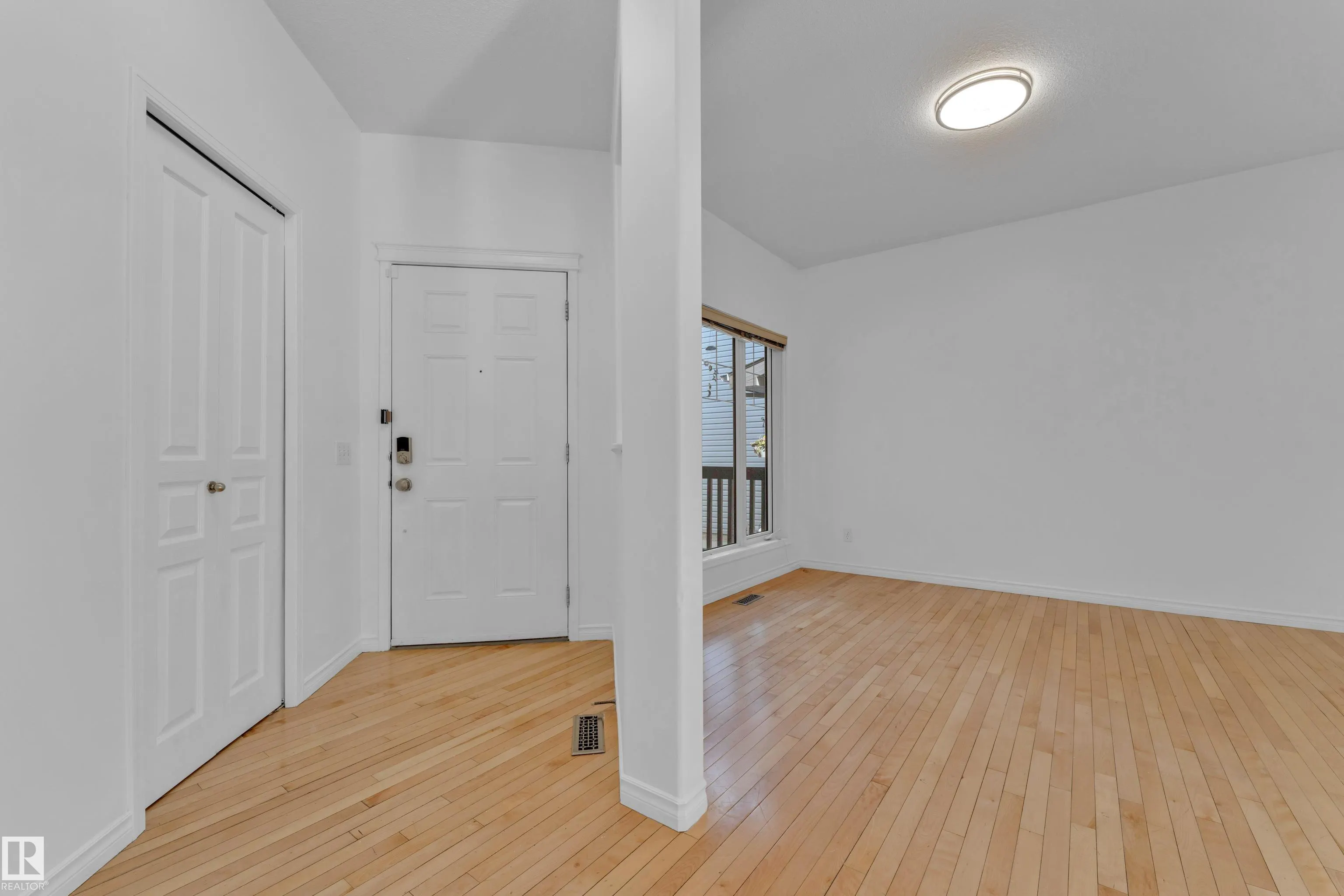 5528 209st