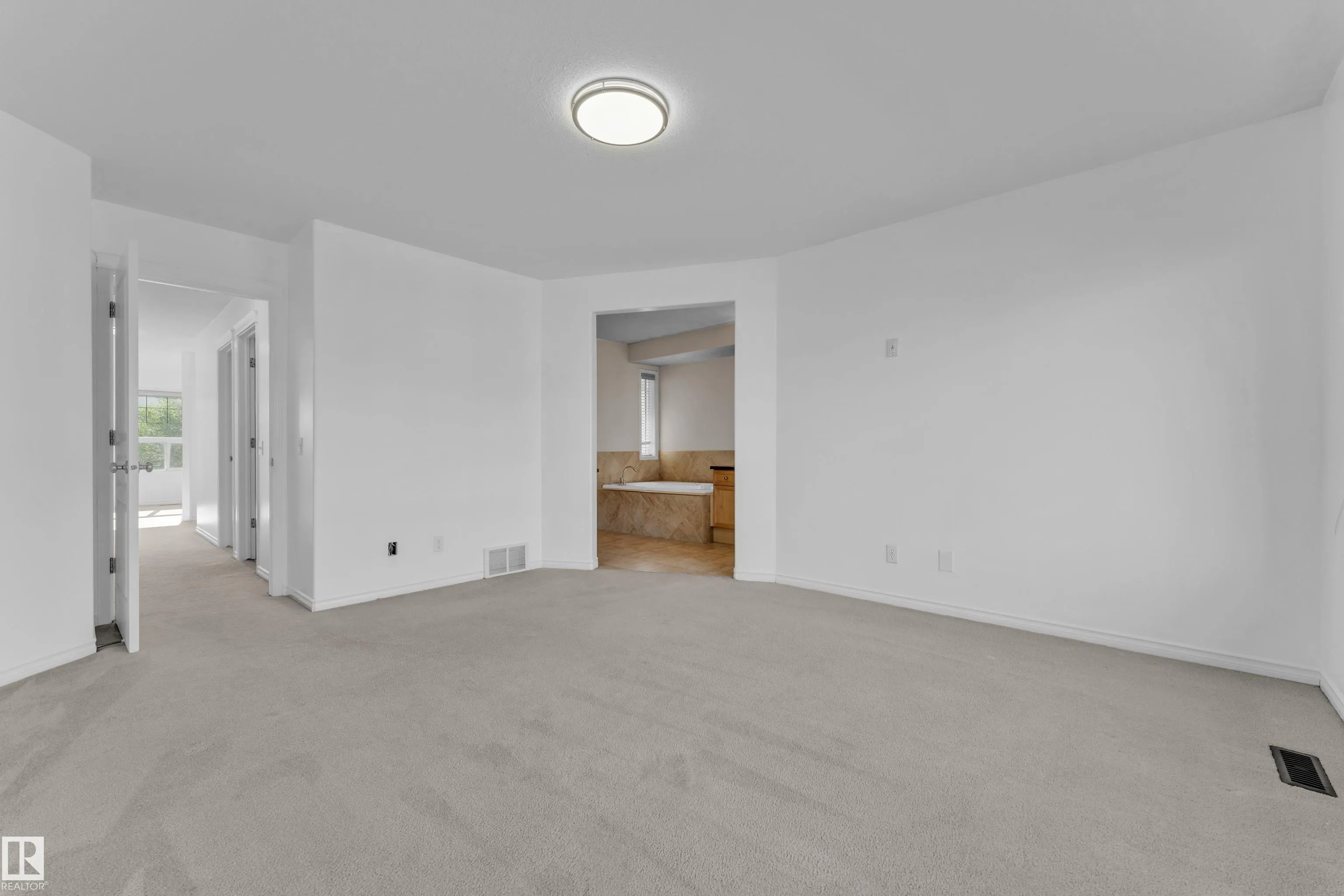 5528 209st