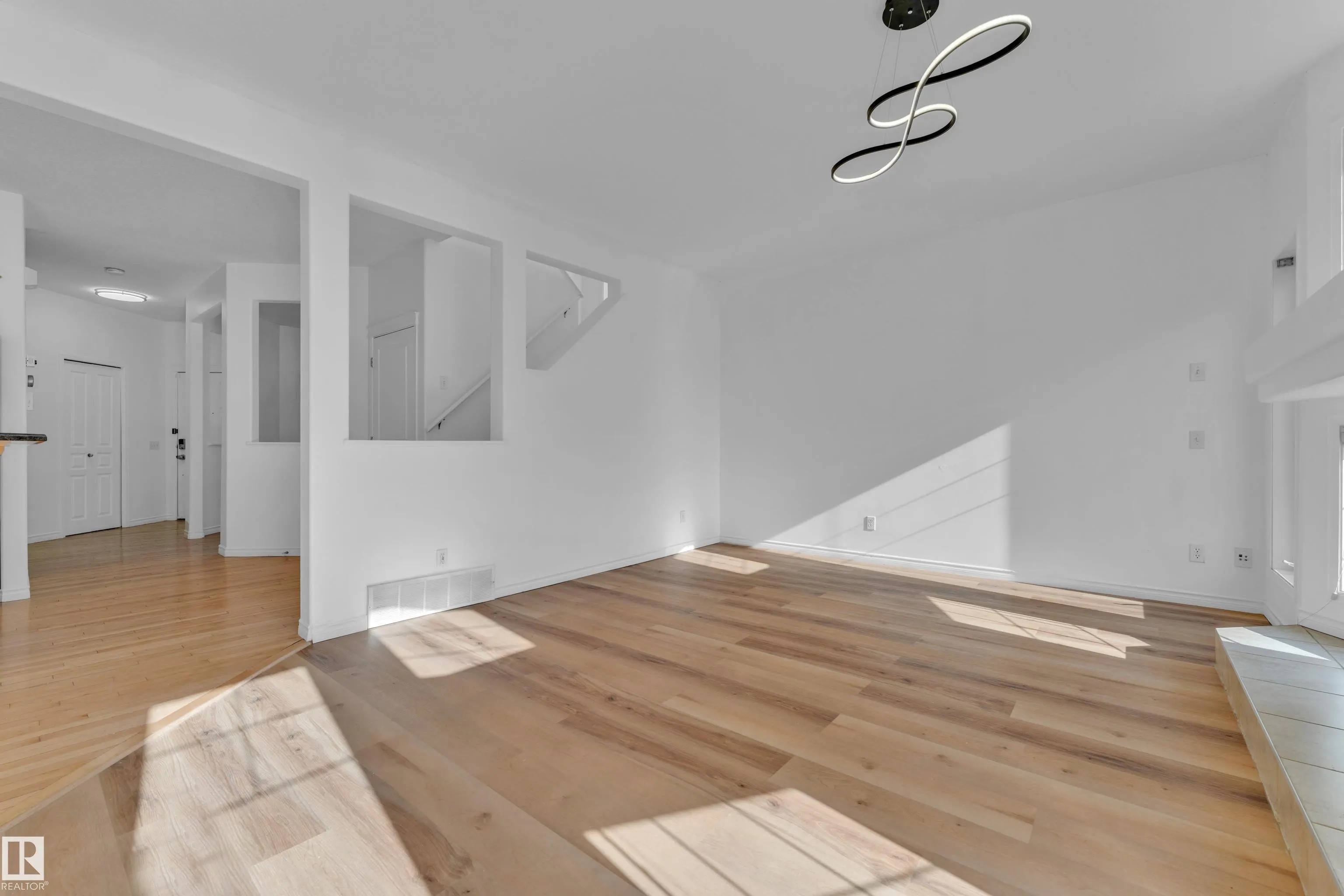 5528 209st
