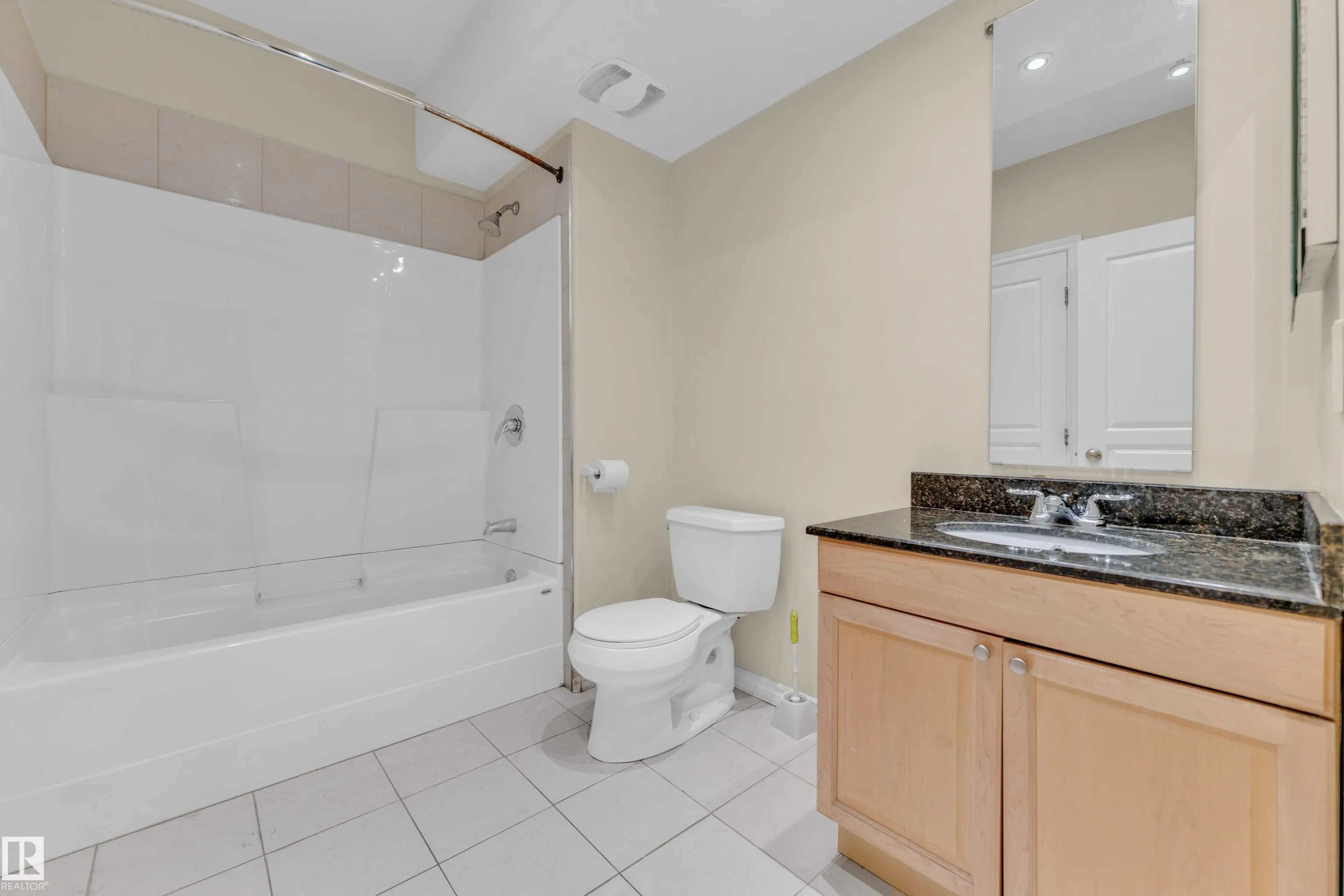 5528 209st