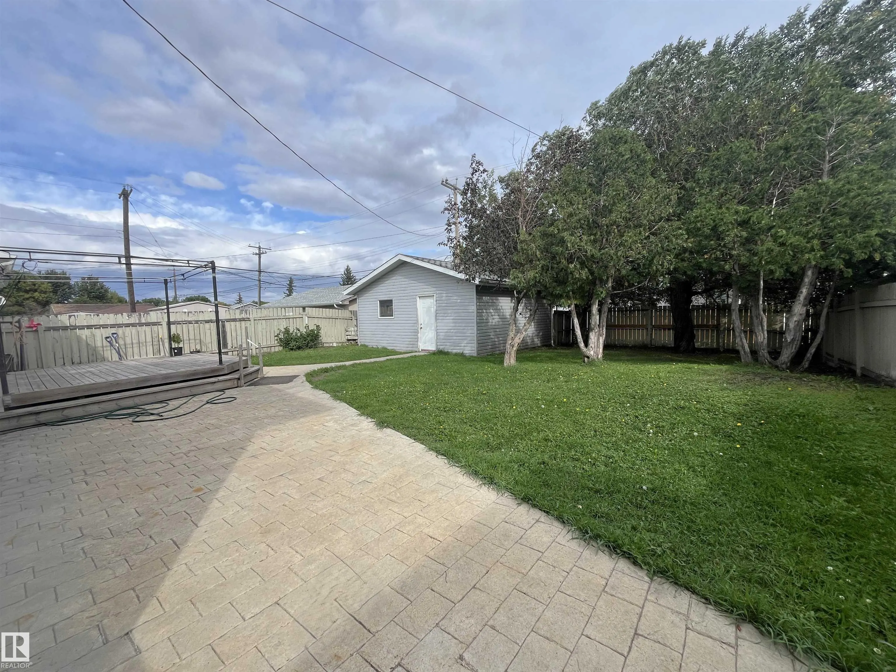8817 163 Street
