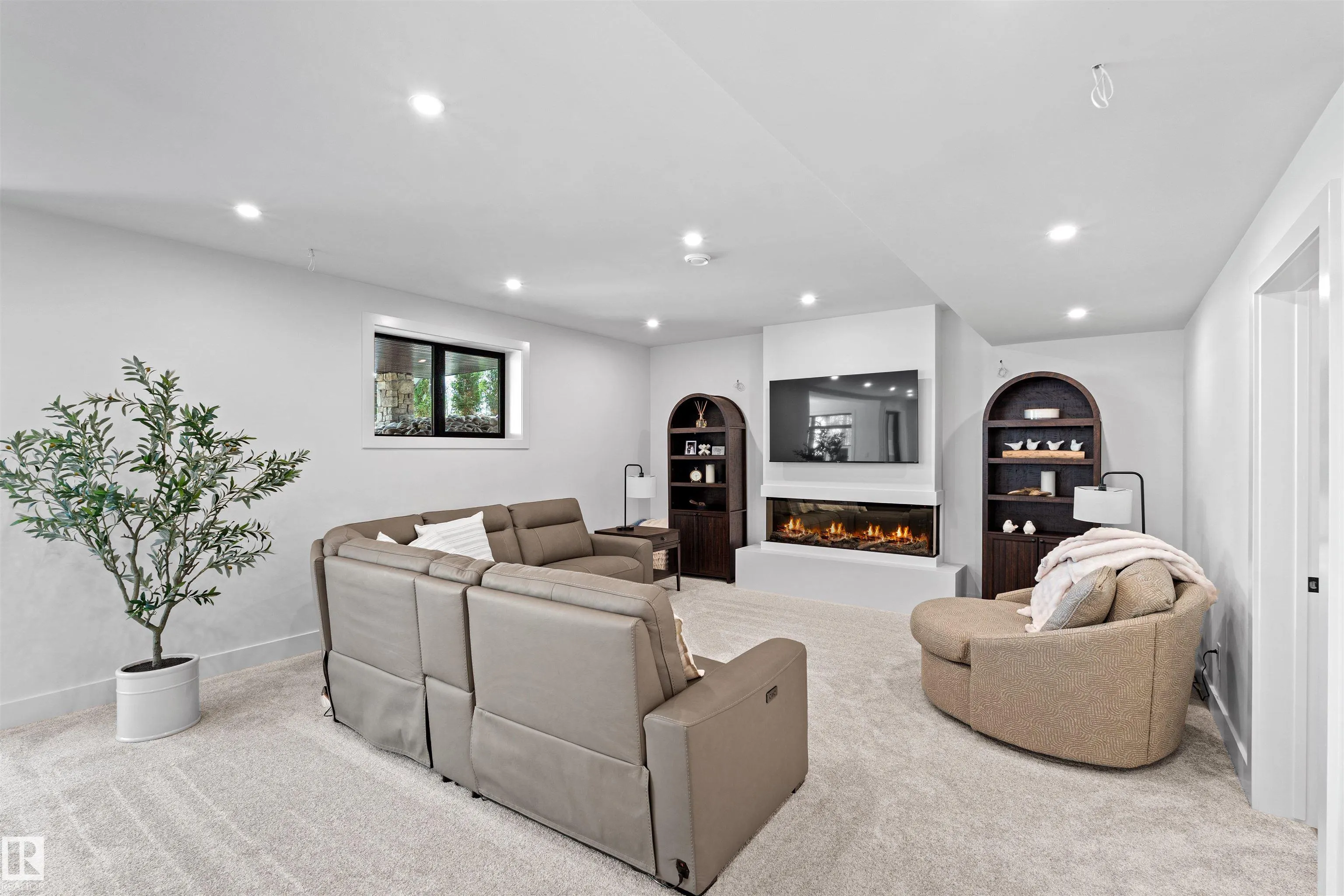 22433 TWP ROAD 520