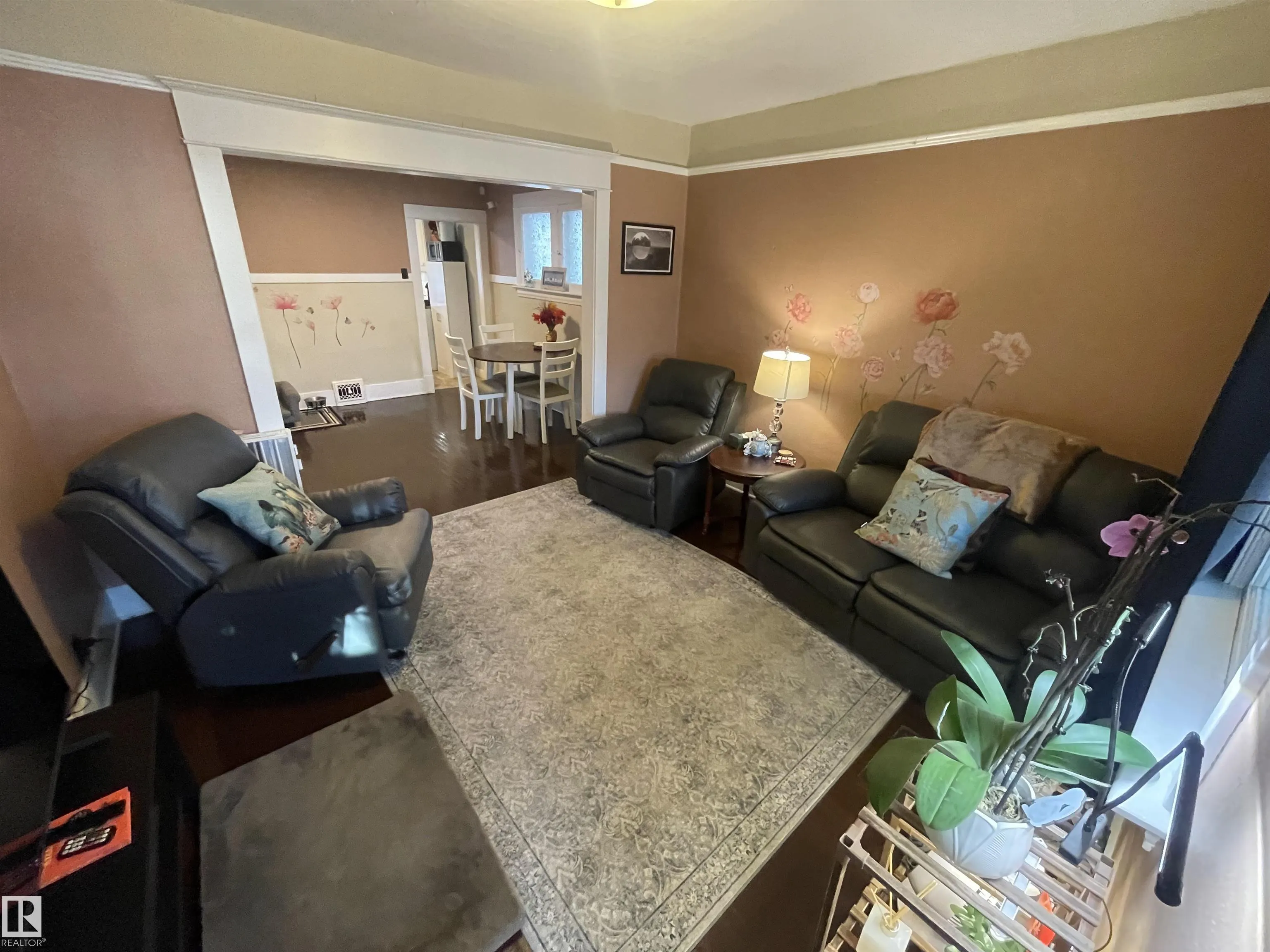 11230 96 Street