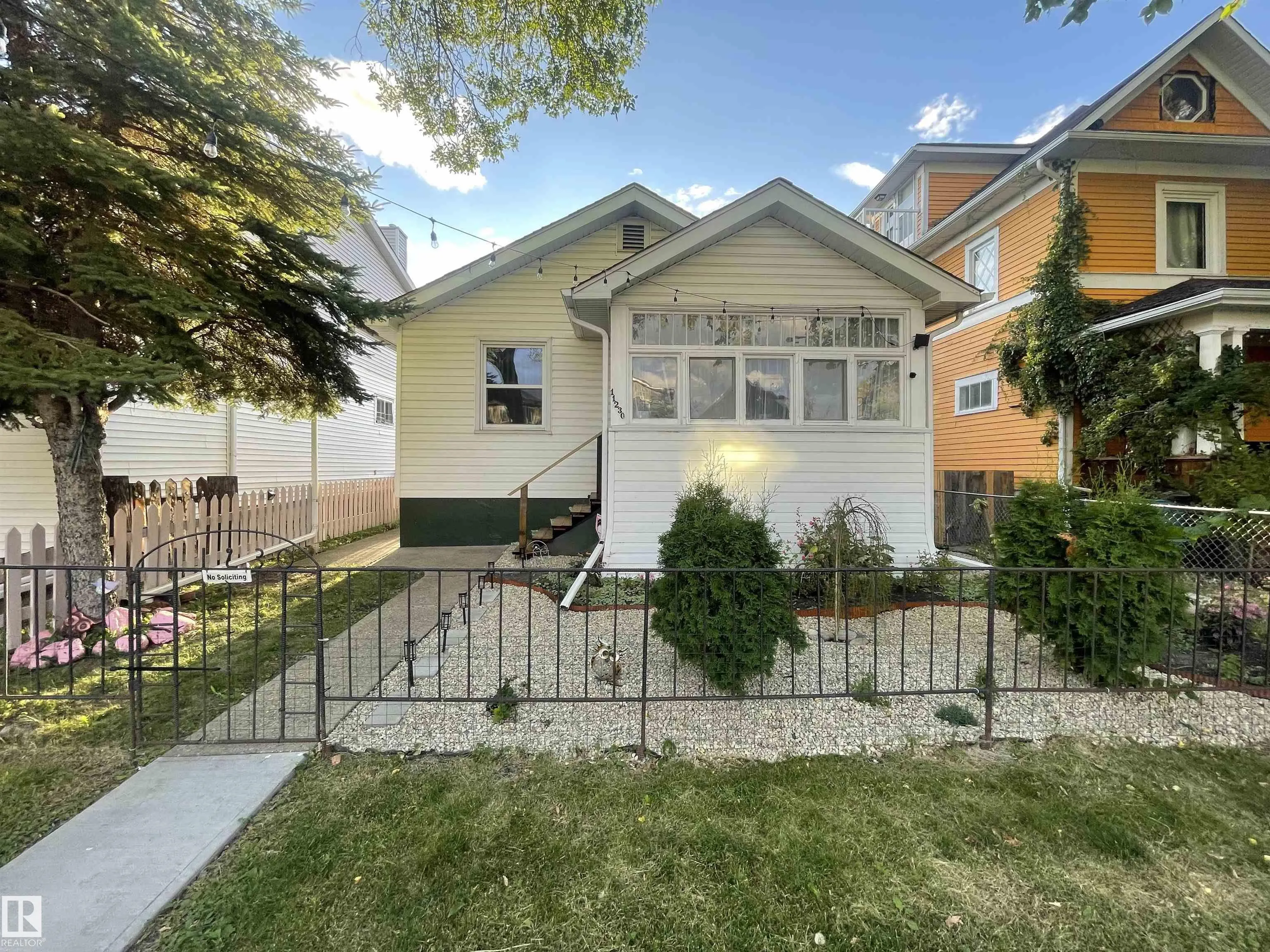 11230 96 Street