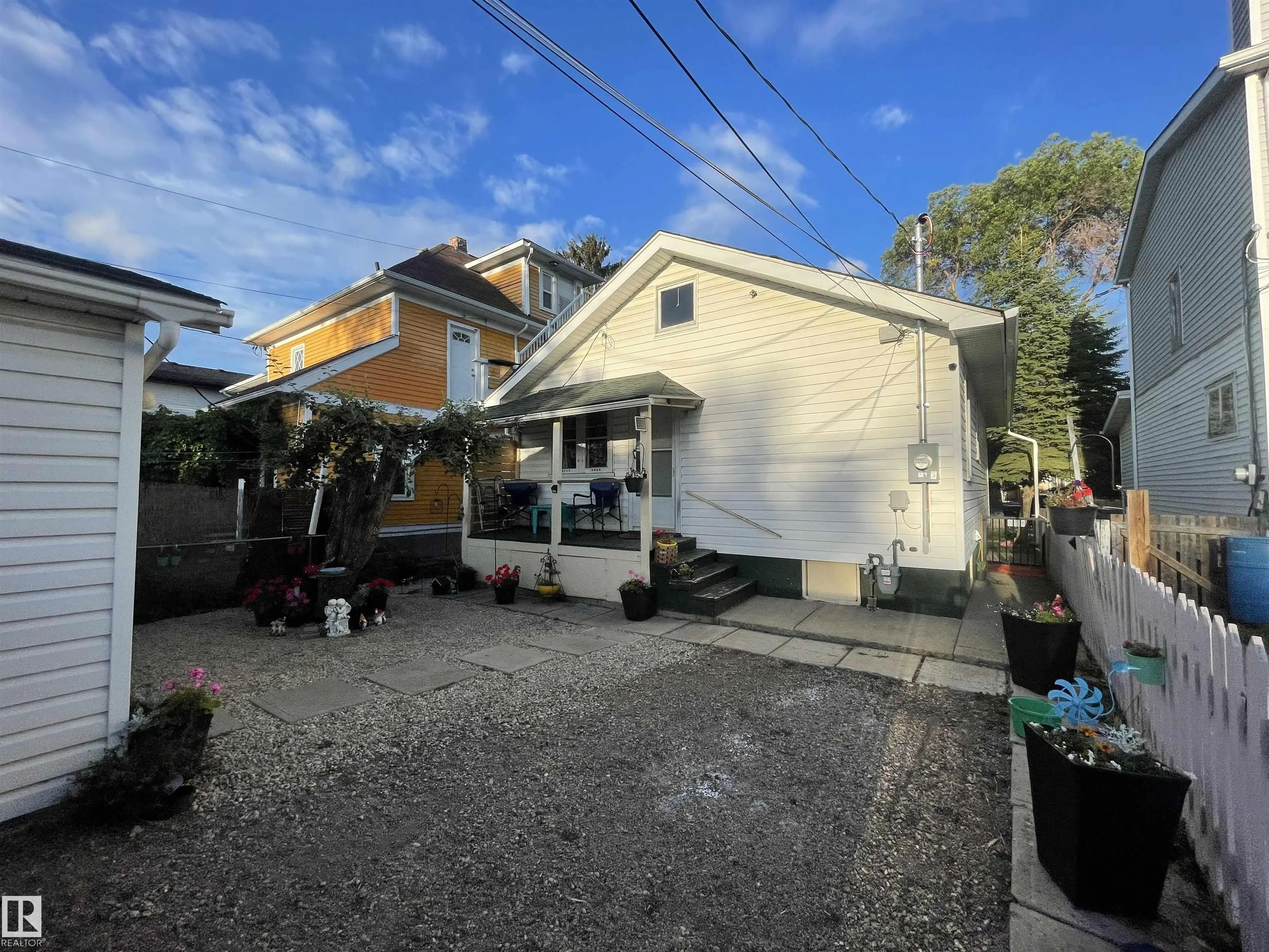 11230 96 Street