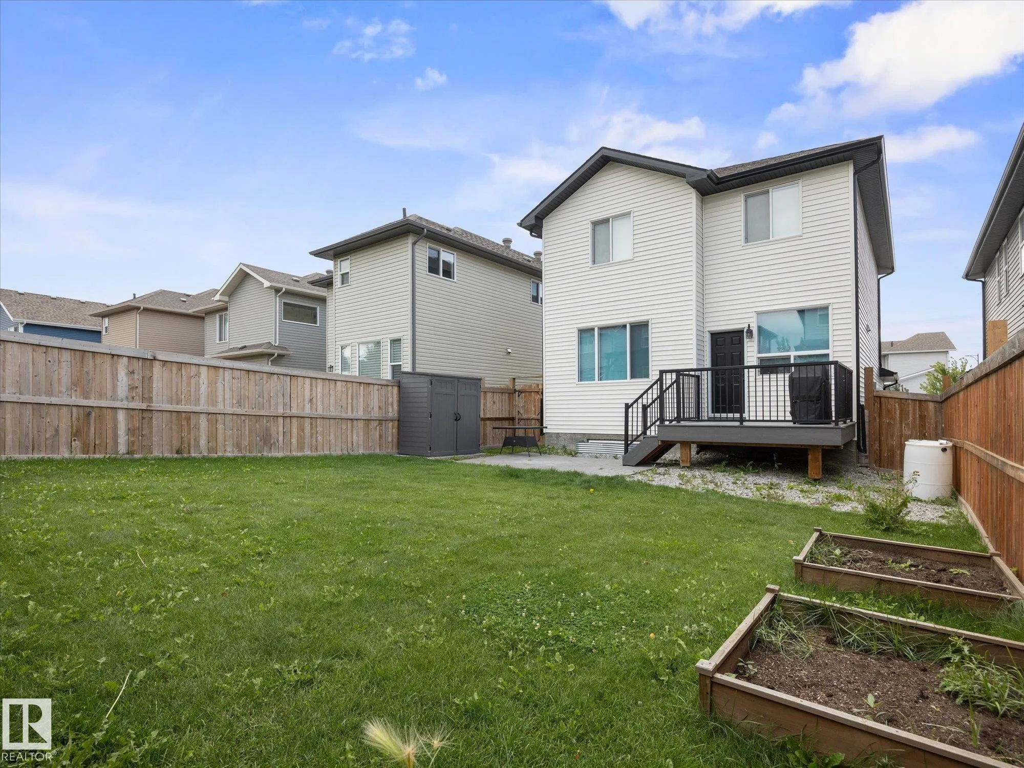 17 SAVOY Crescent