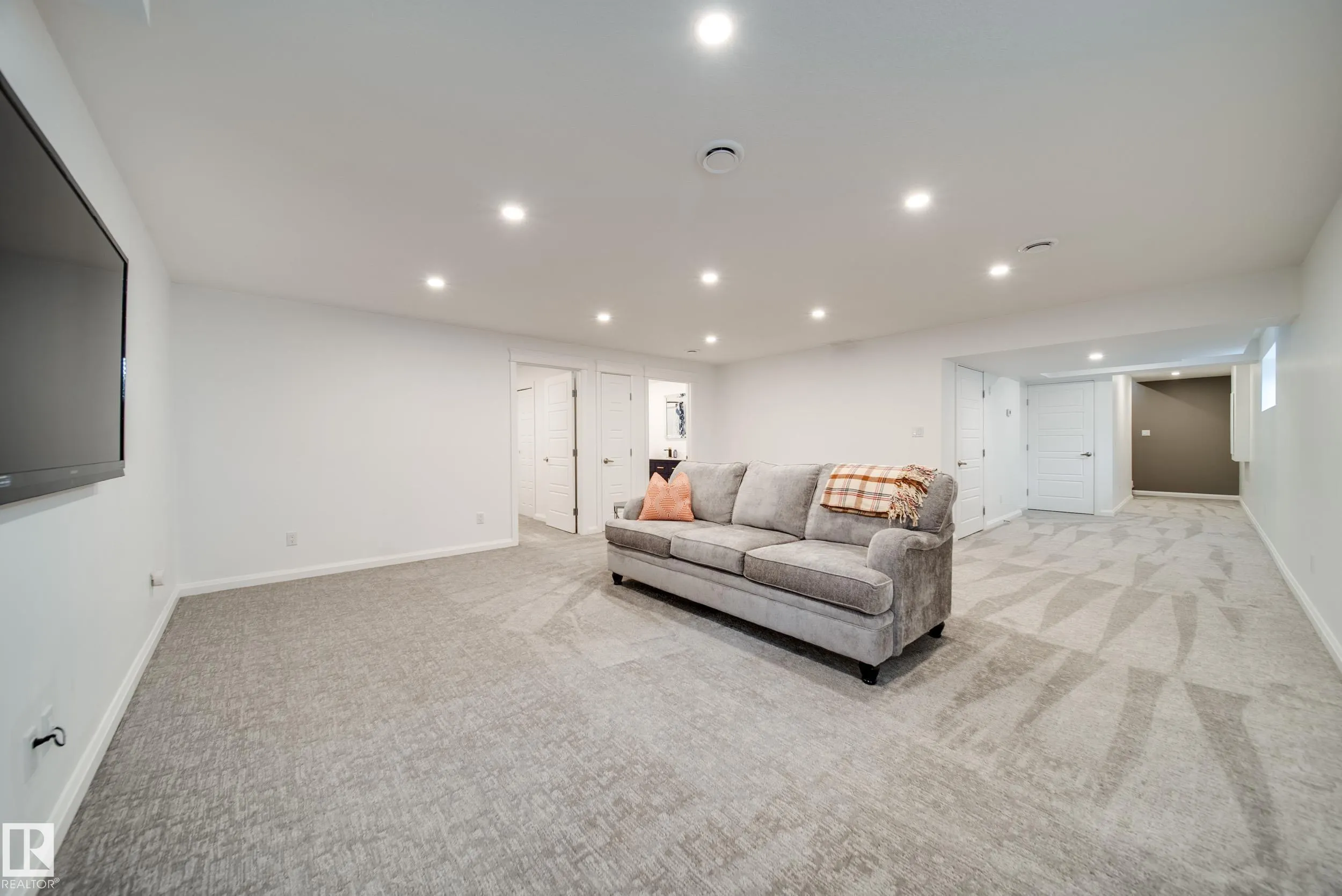 17707 9A Avenue