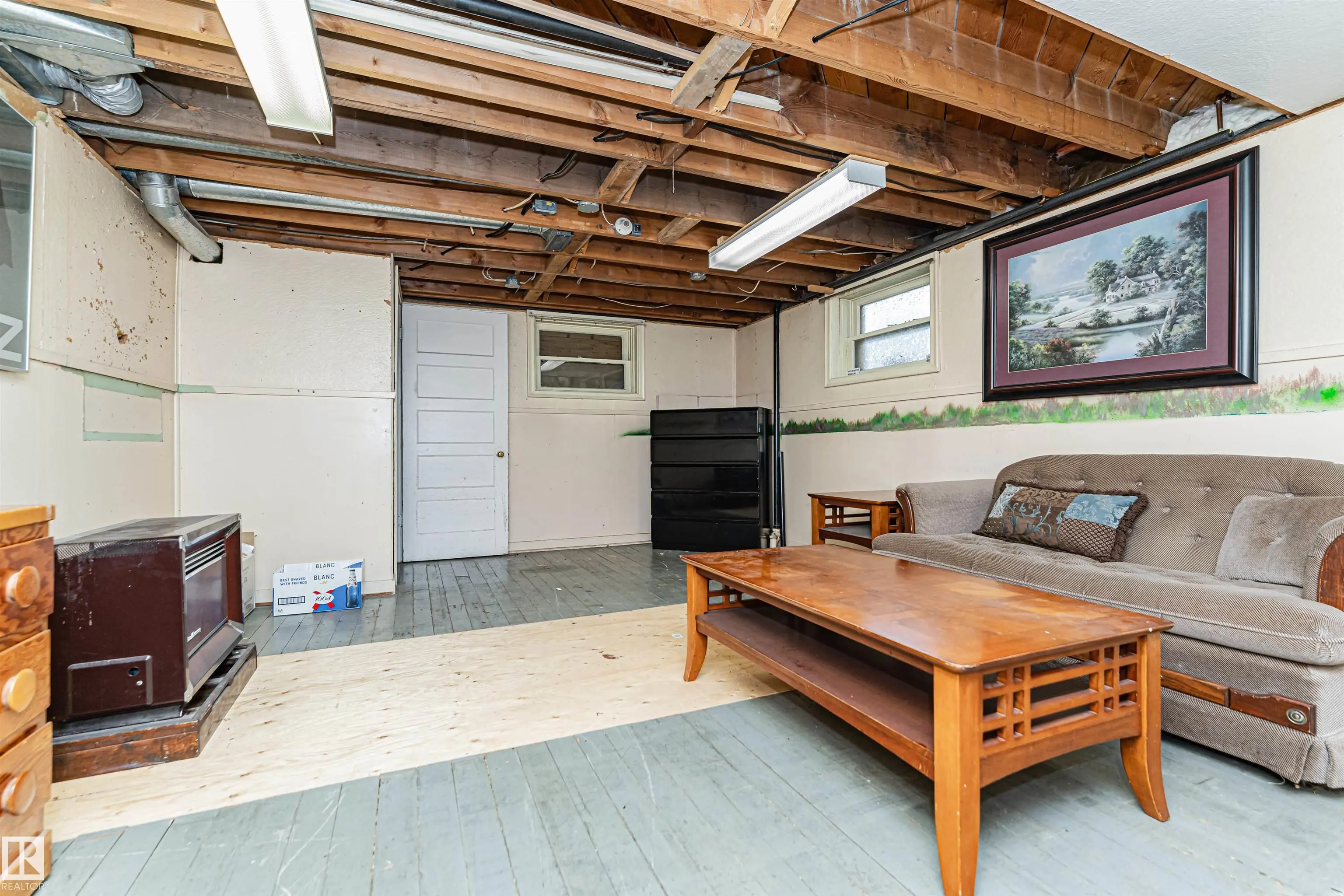 10807 136 Street