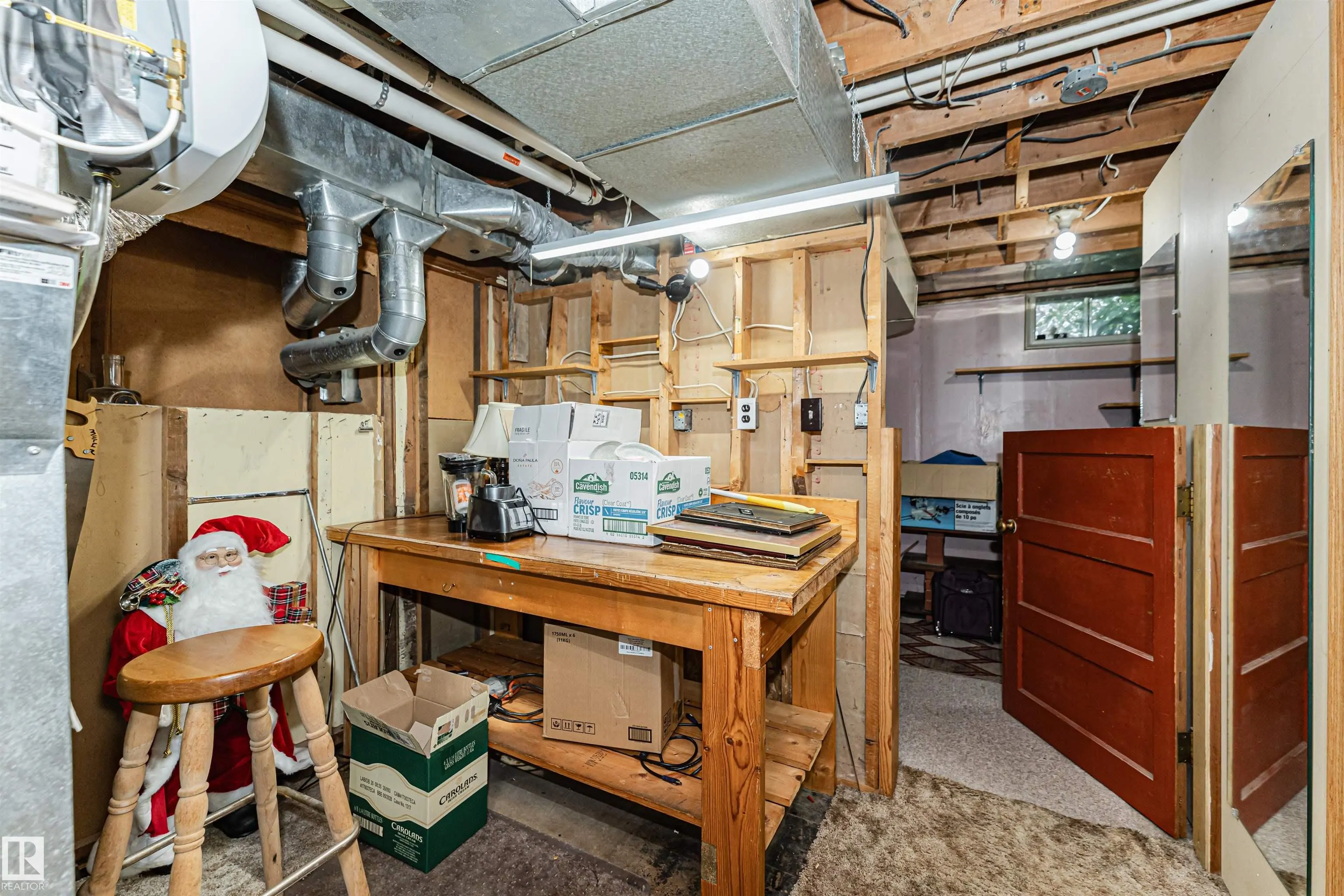 10807 136 Street