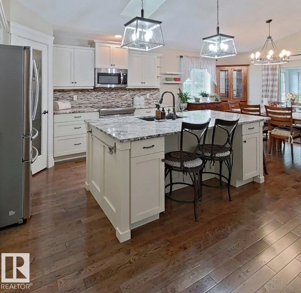 86 LINKSVIEW Drive