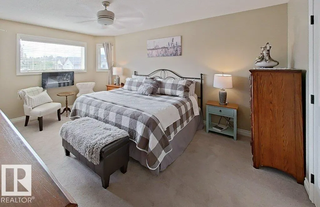86 LINKSVIEW Drive