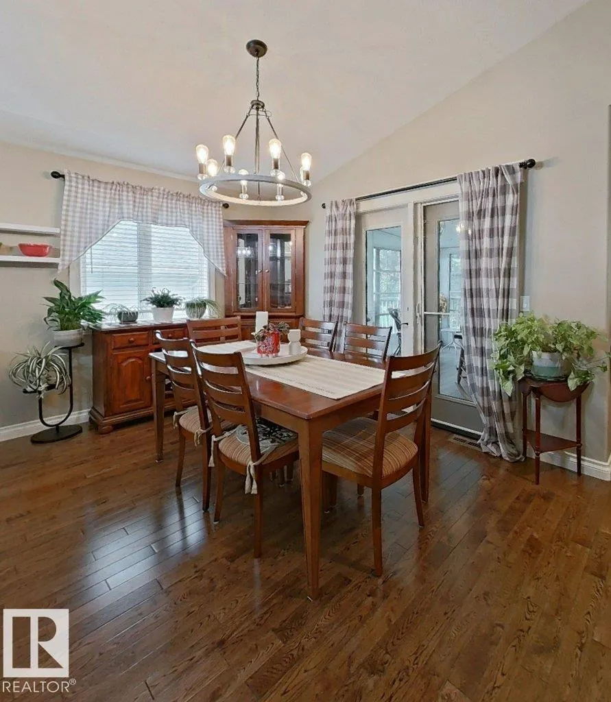 86 LINKSVIEW Drive