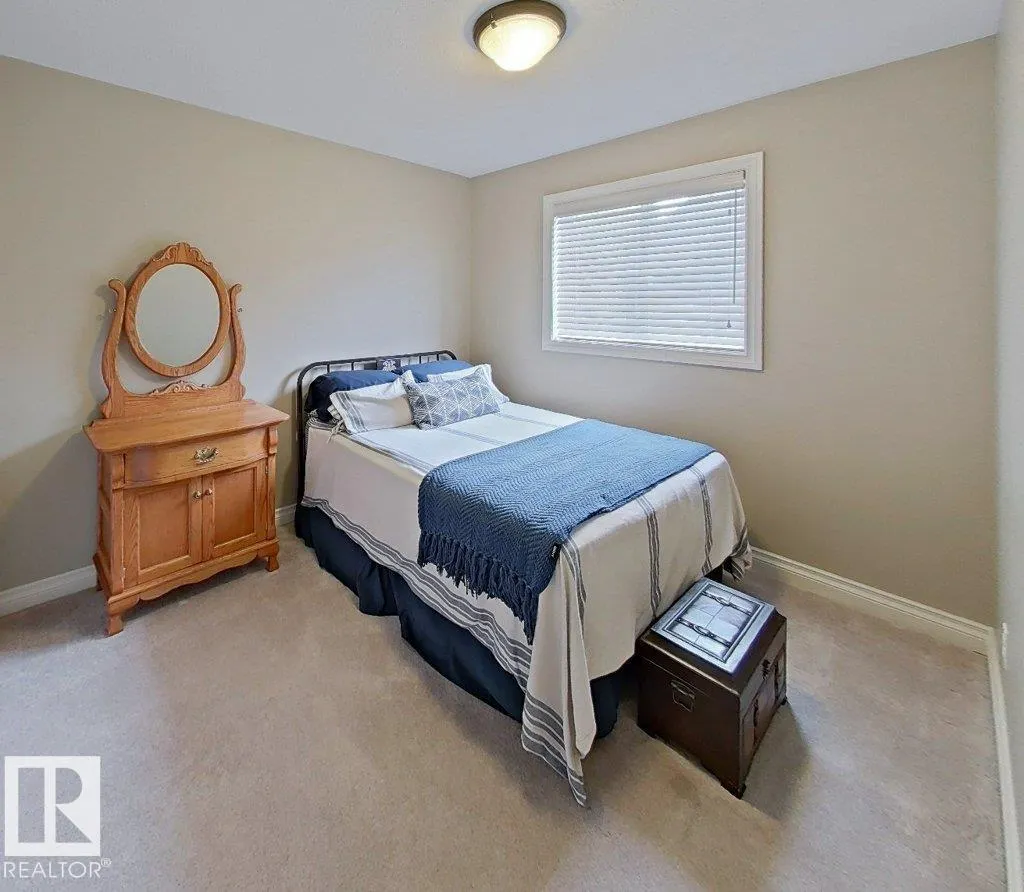 86 LINKSVIEW Drive
