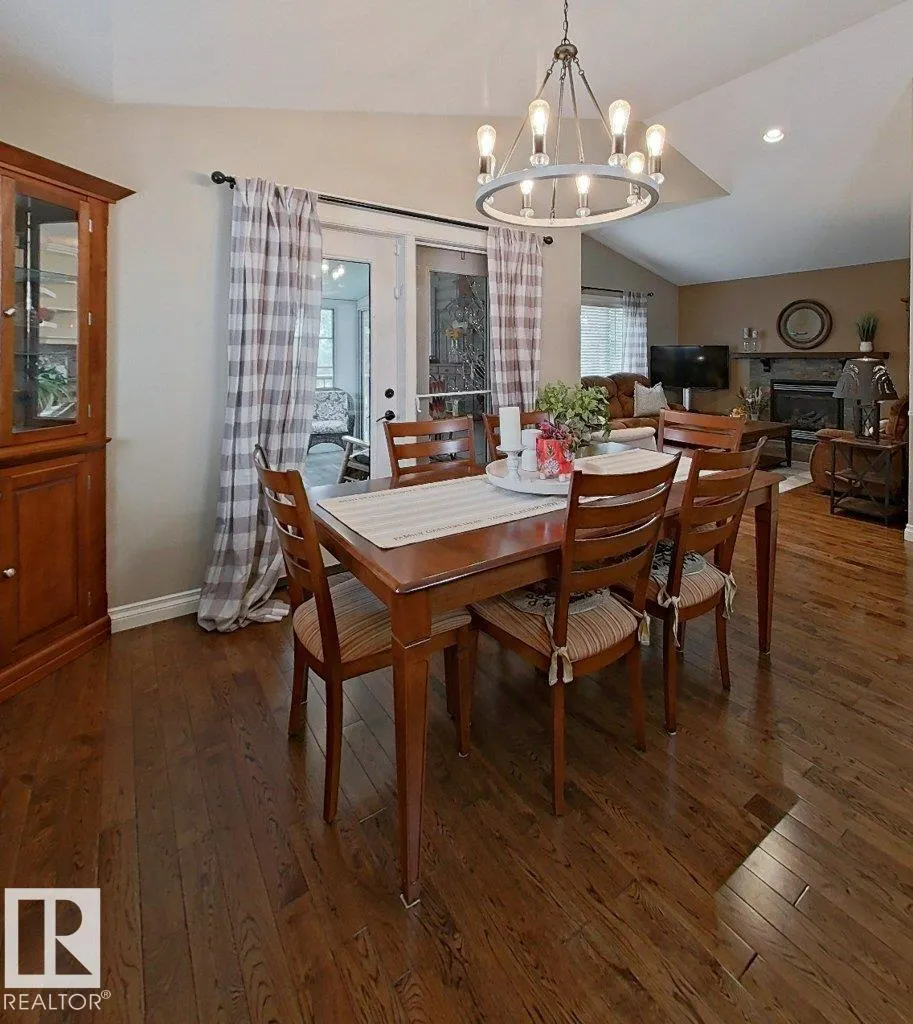 86 LINKSVIEW Drive