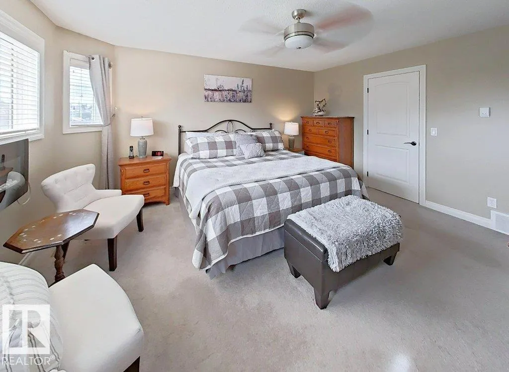 86 LINKSVIEW Drive