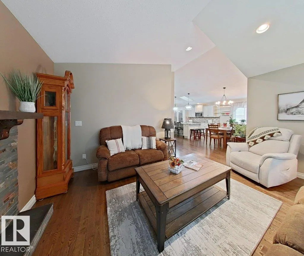 86 LINKSVIEW Drive