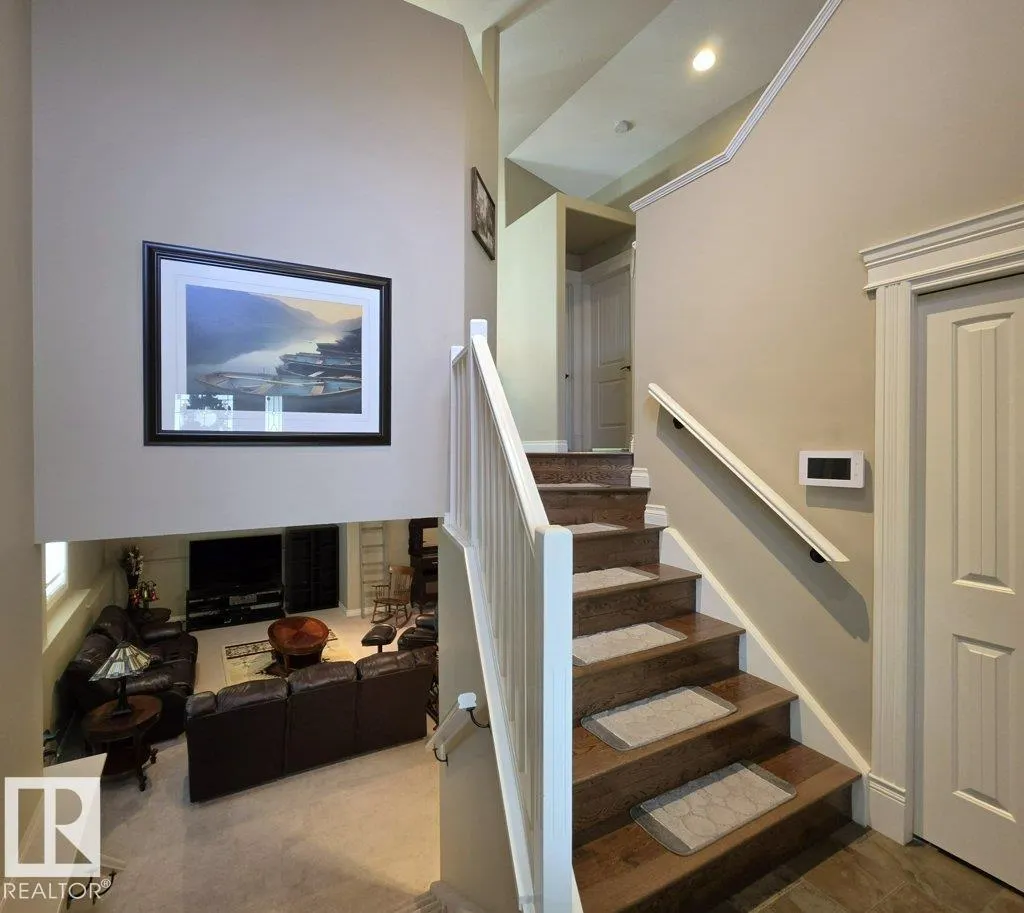 86 LINKSVIEW Drive