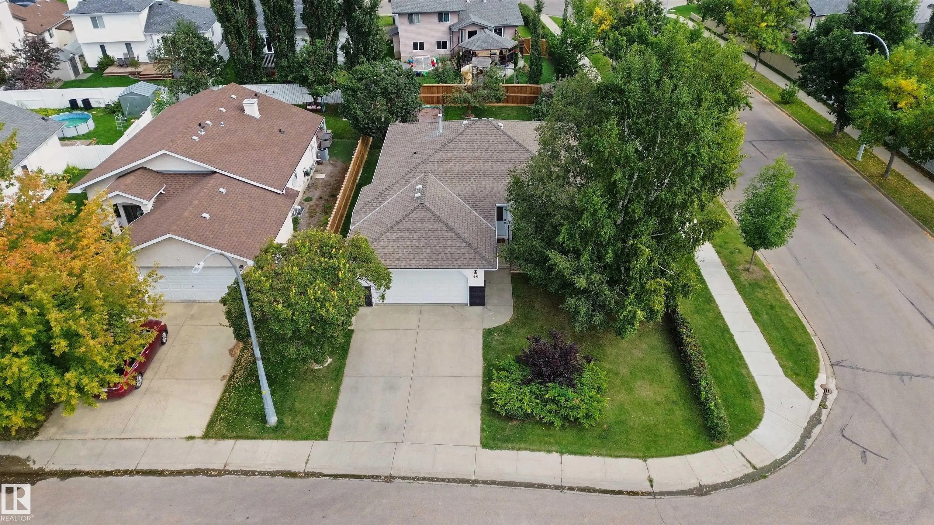 46 GUENETTE Crescent