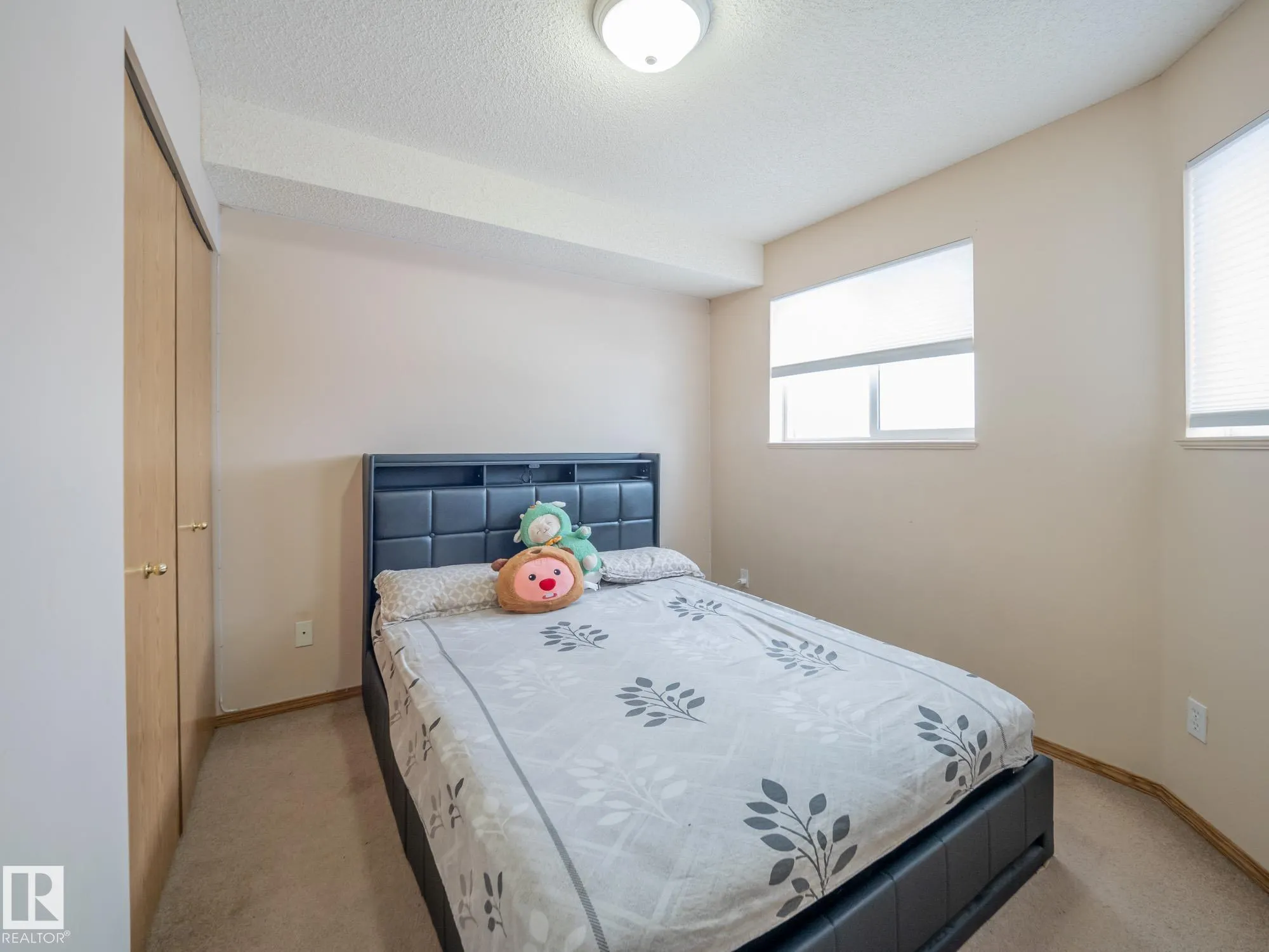 260 SPRUCE RIDGE Road