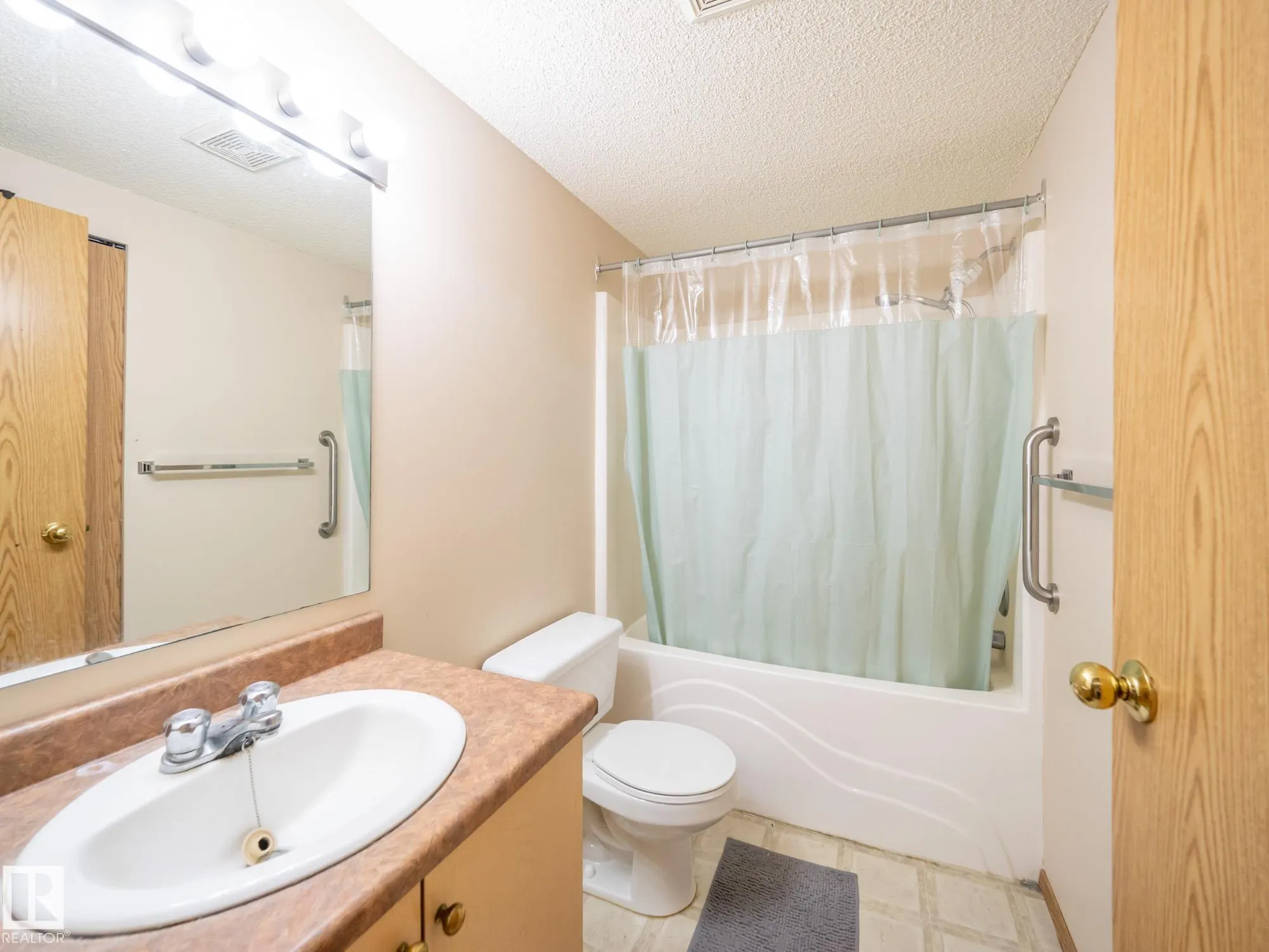 260 SPRUCE RIDGE Road