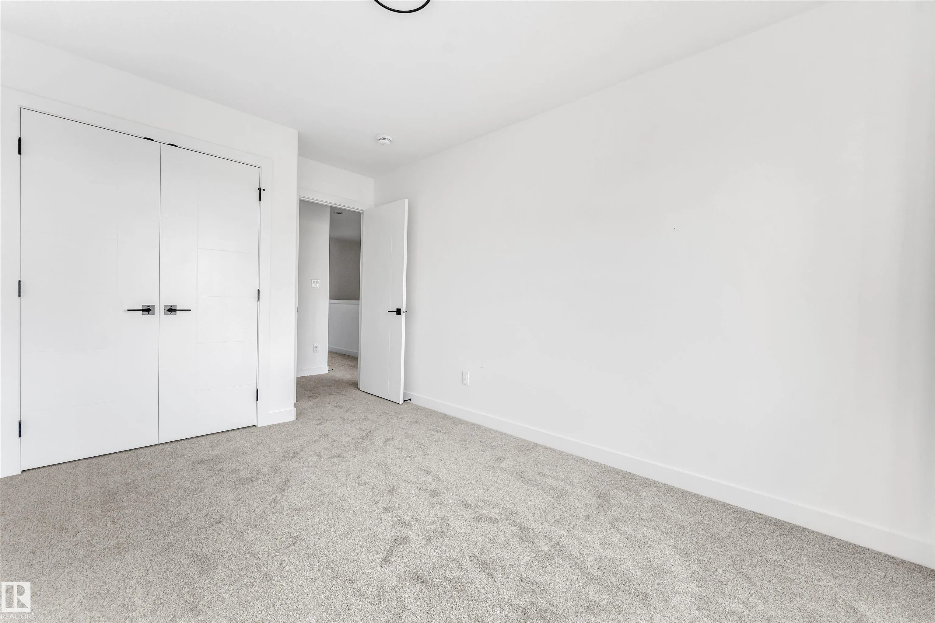 534 Ashgrove Circle