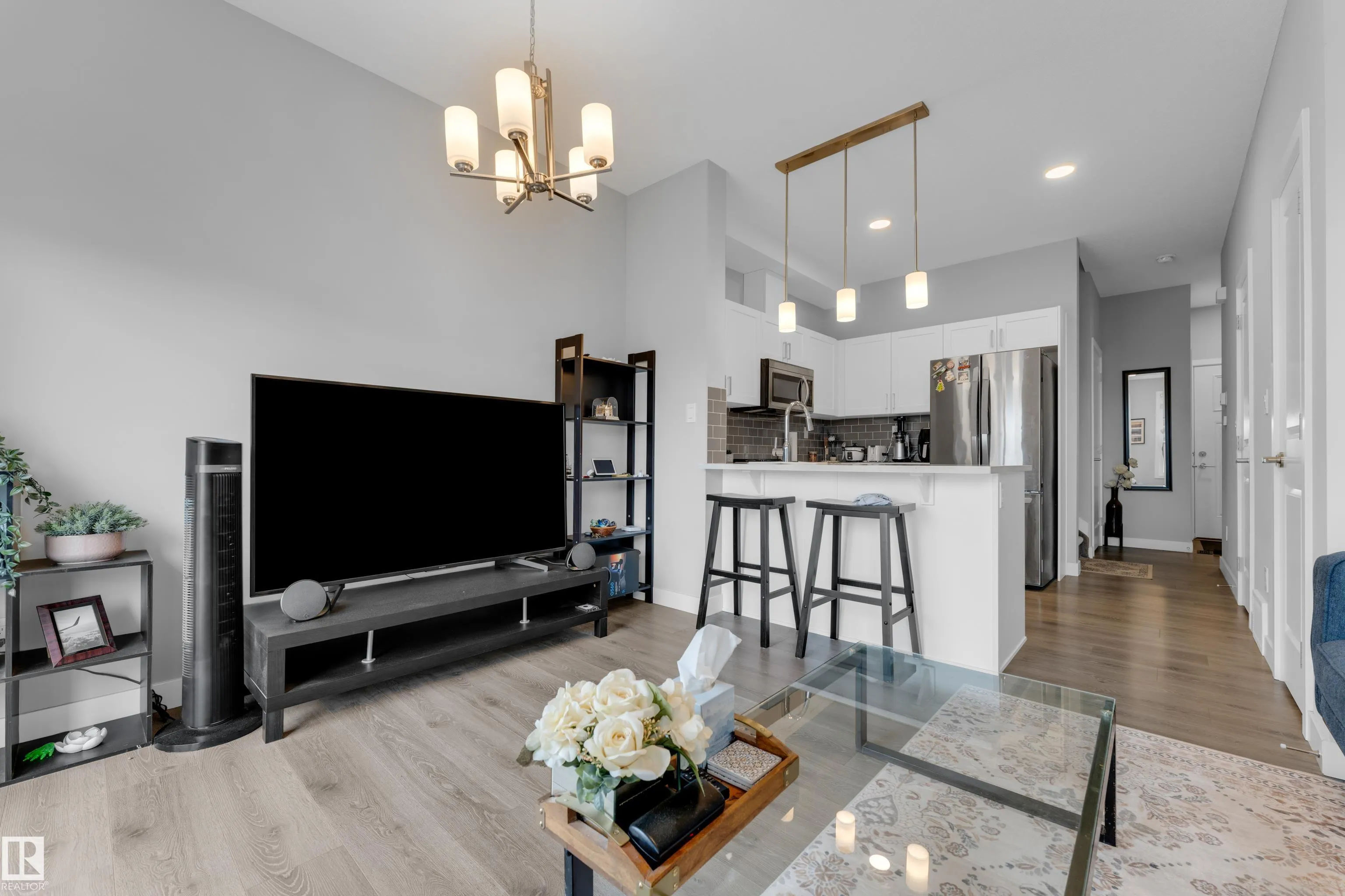 603 ORCHARDS Boulevard