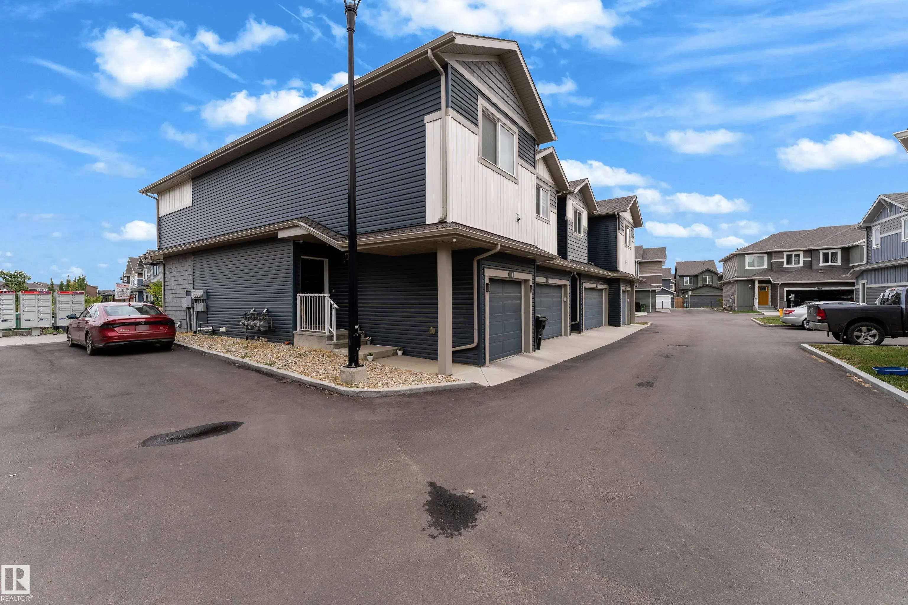 603 ORCHARDS Boulevard