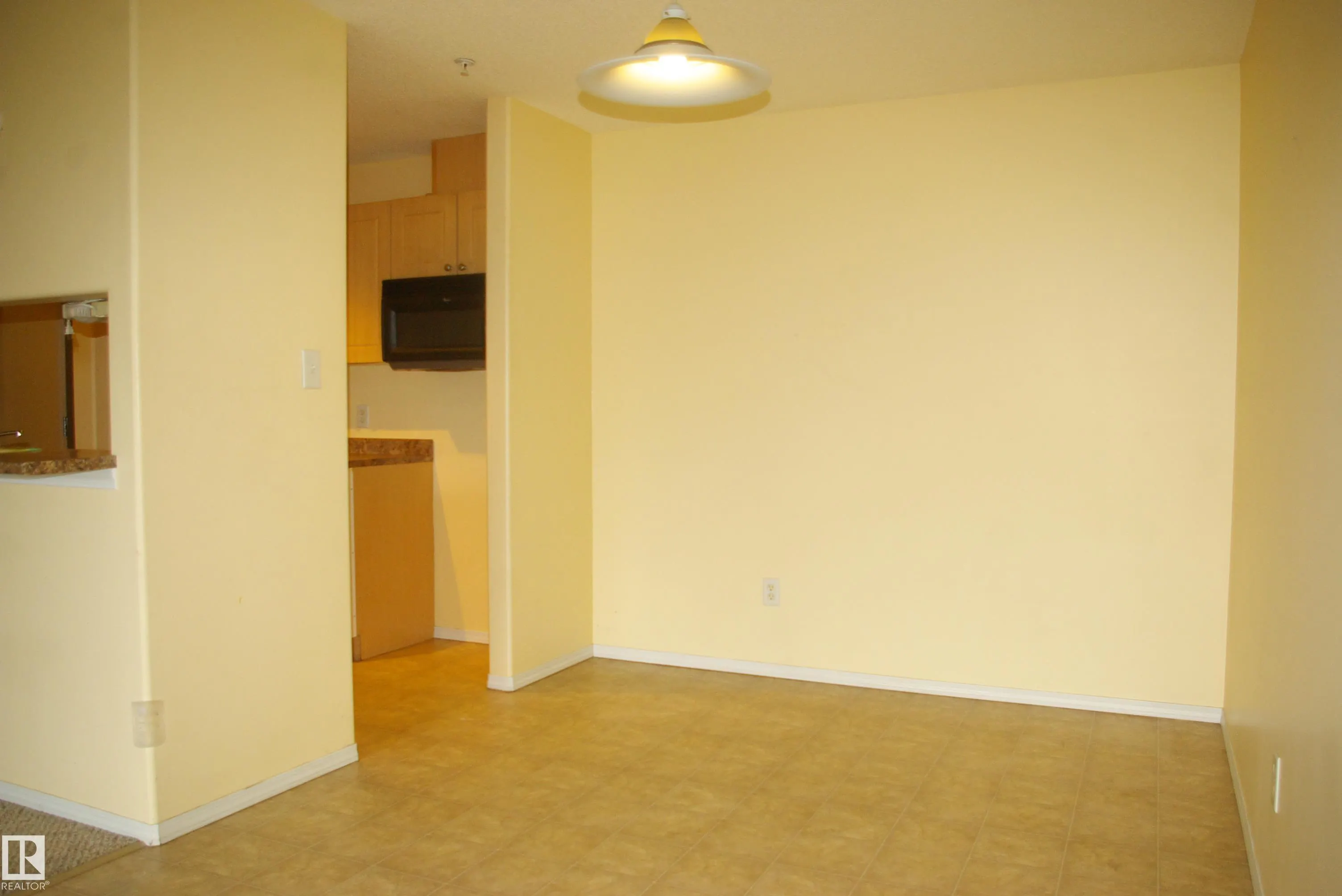 70 WOODSMERE