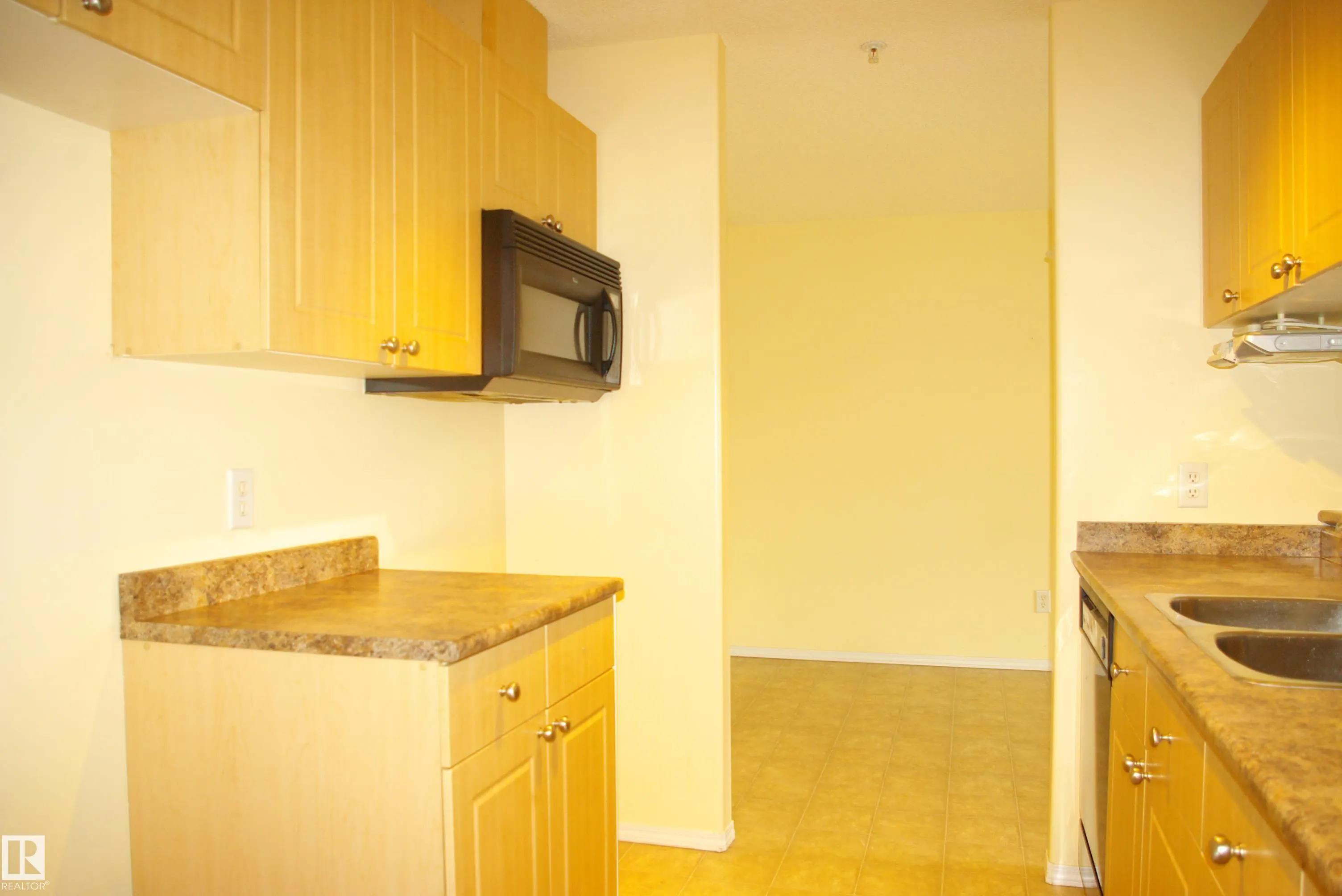 70 WOODSMERE