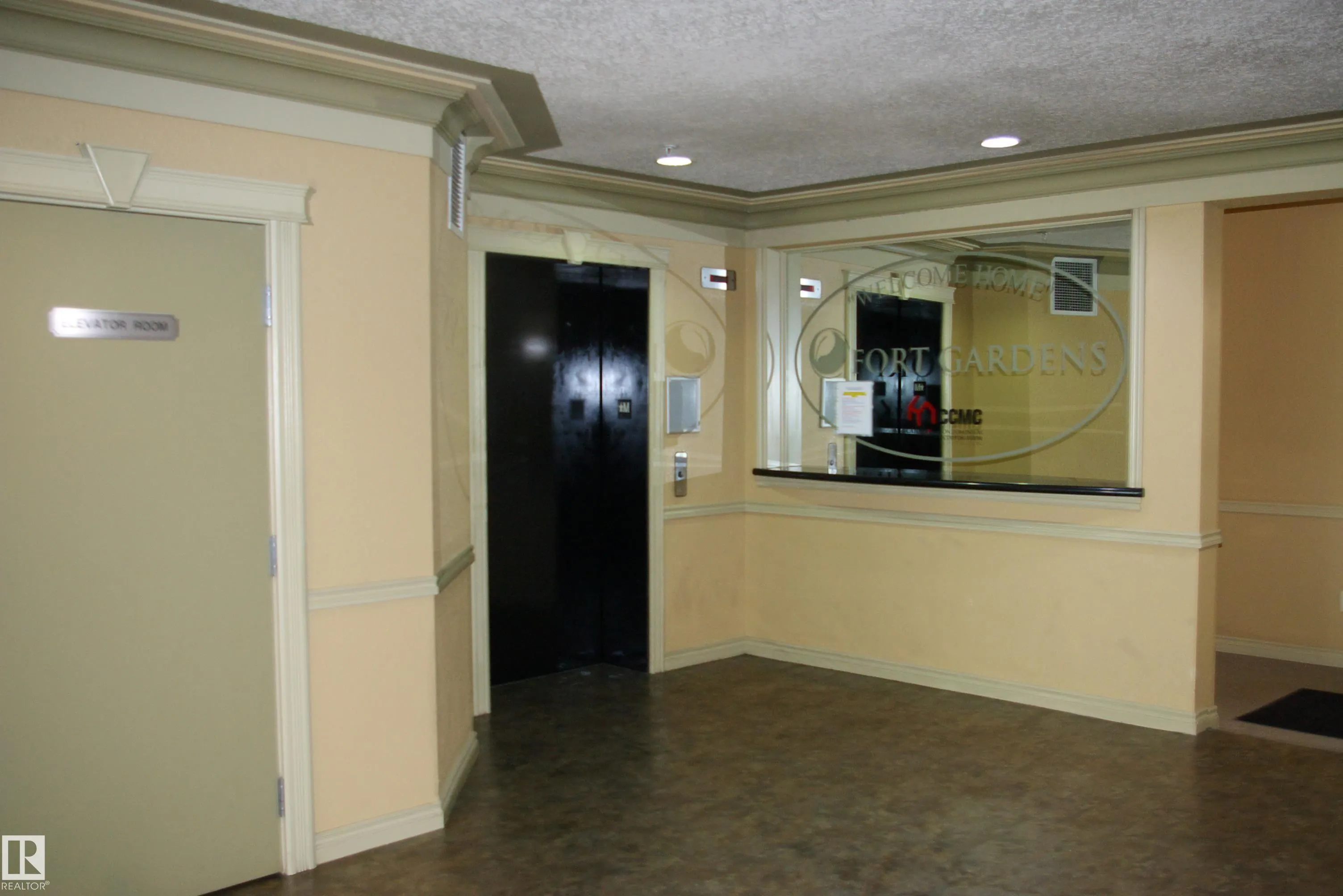 70 WOODSMERE