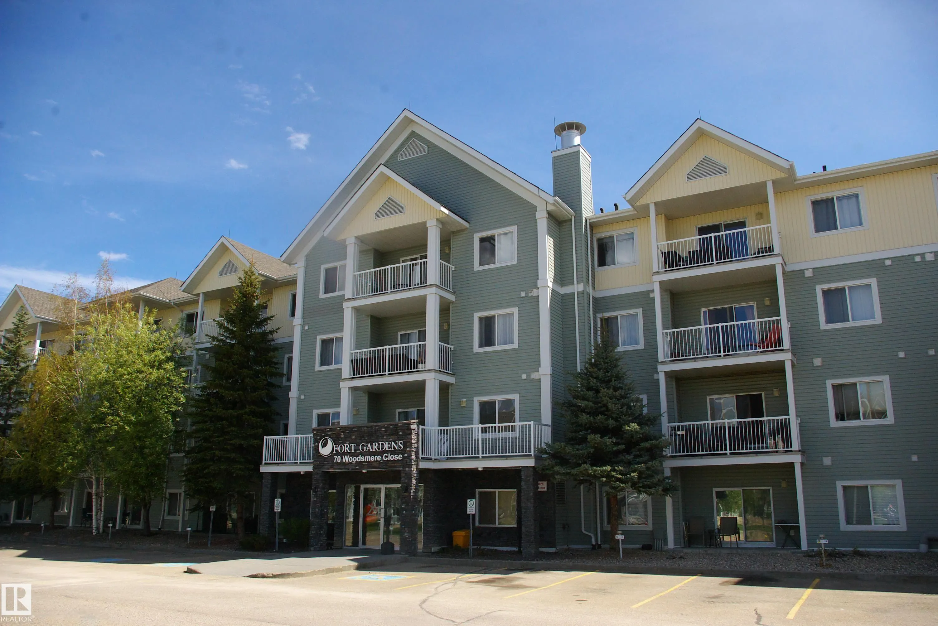 70 WOODSMERE