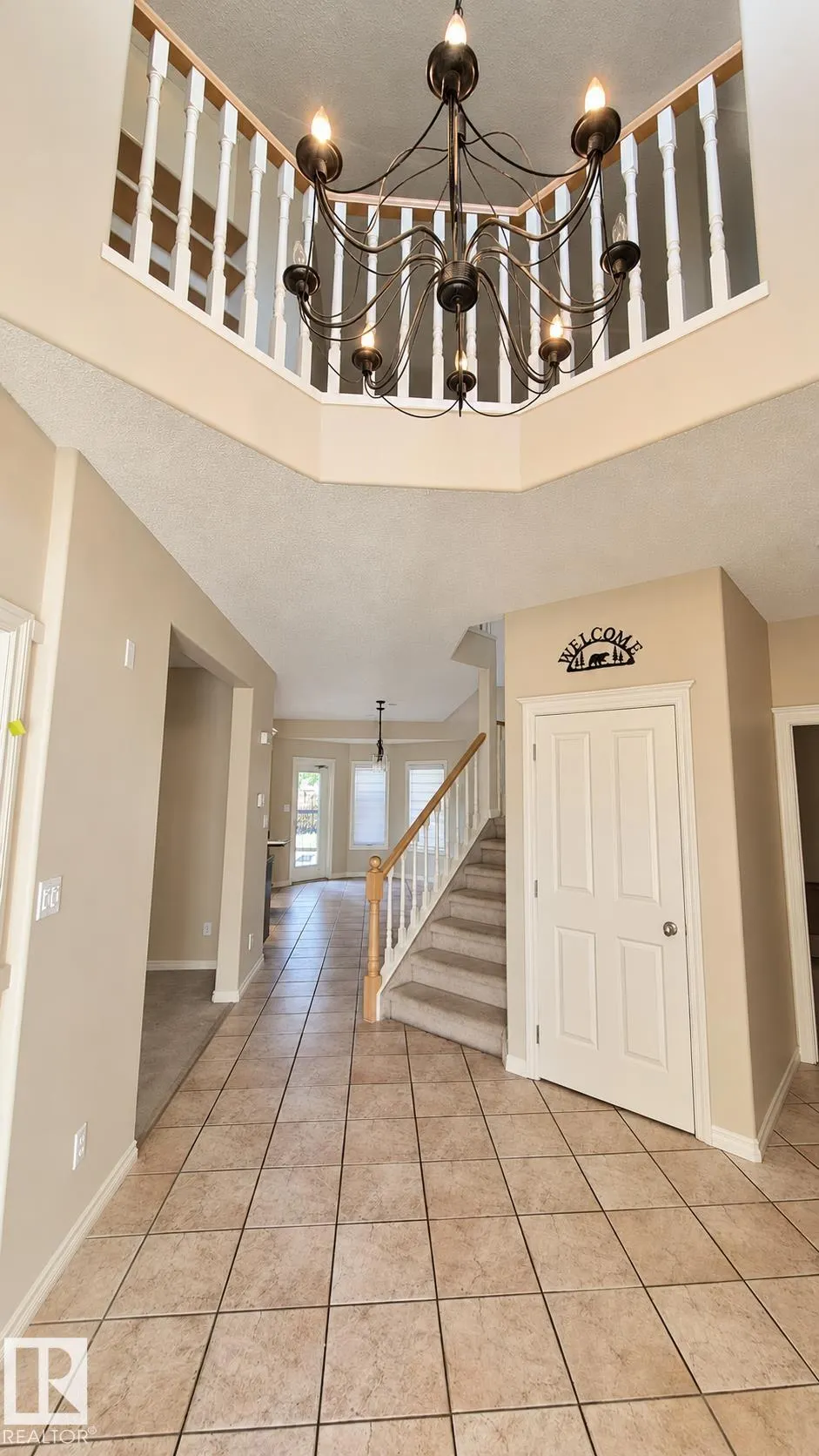 125 Coloniale Way